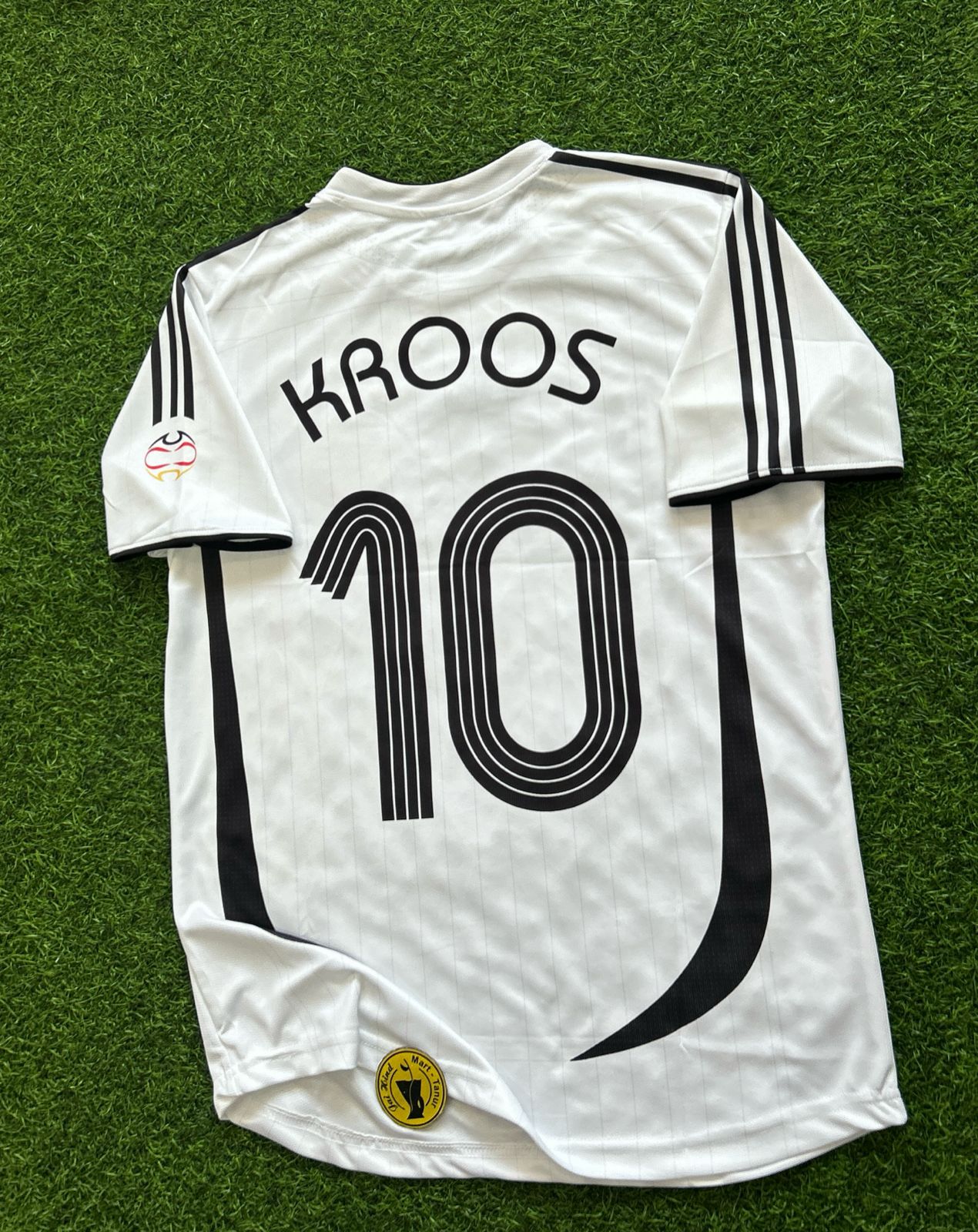 GERMANY 2006 HOME KIT, HALFSLEEVE EMBROIDERY