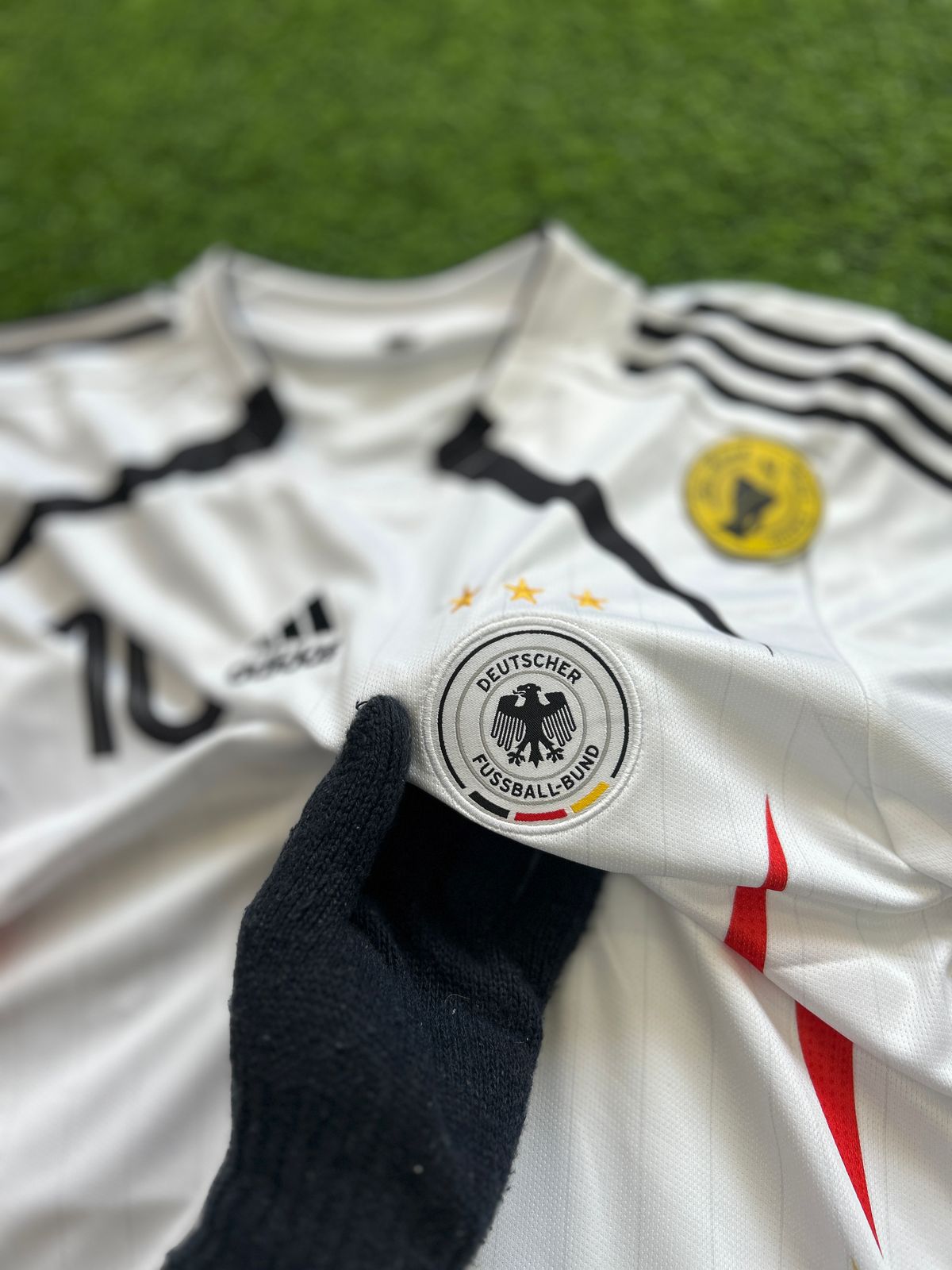 GERMANY 2006 HOME KIT, HALFSLEEVE EMBROIDERY