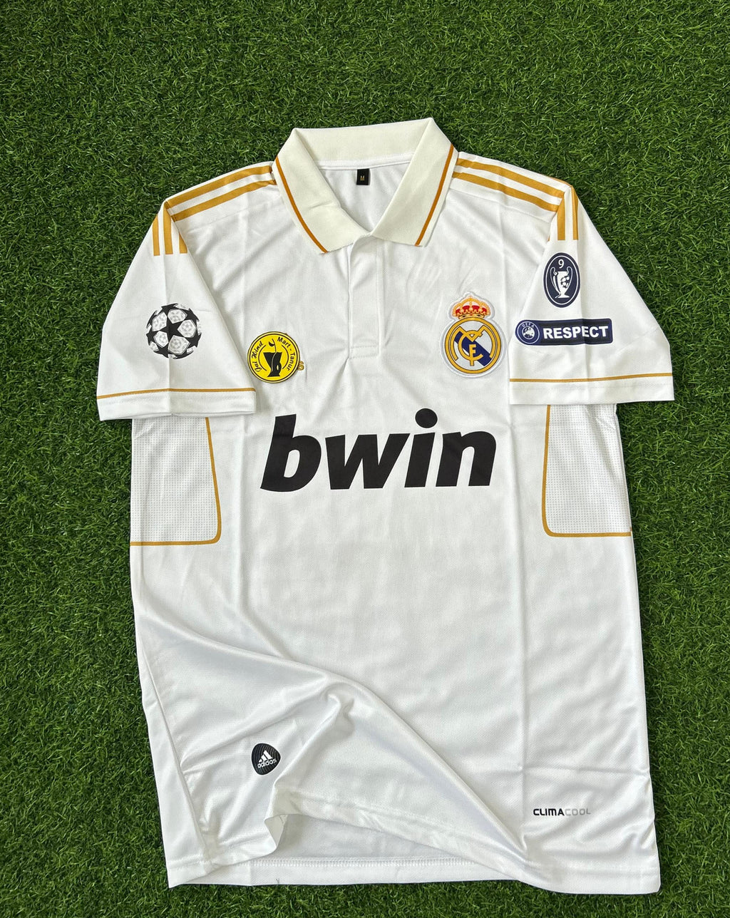 REAL MADRID 2011-12 HOME KIT, HALFSLEEVE POLO EMBROIDERY
