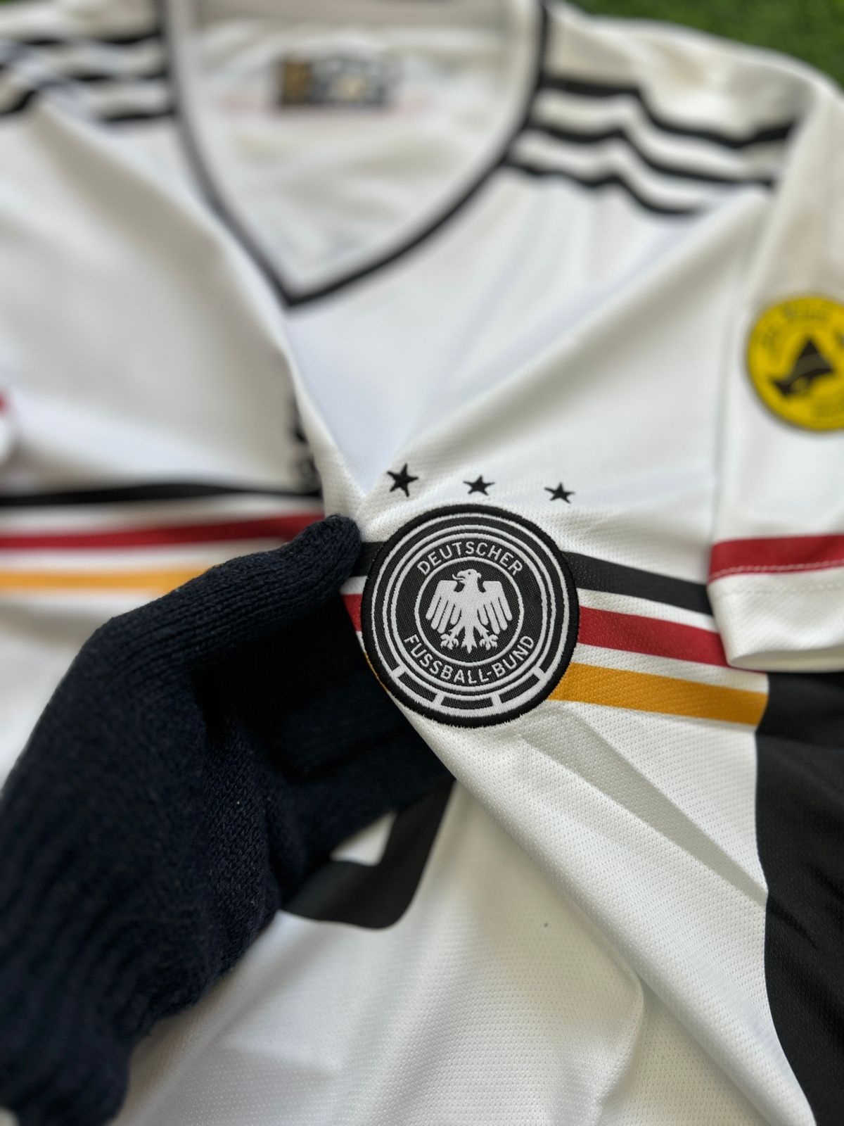 GERMANY 1998 HOME KIT, HALFSLEEVE EMBROIDERY