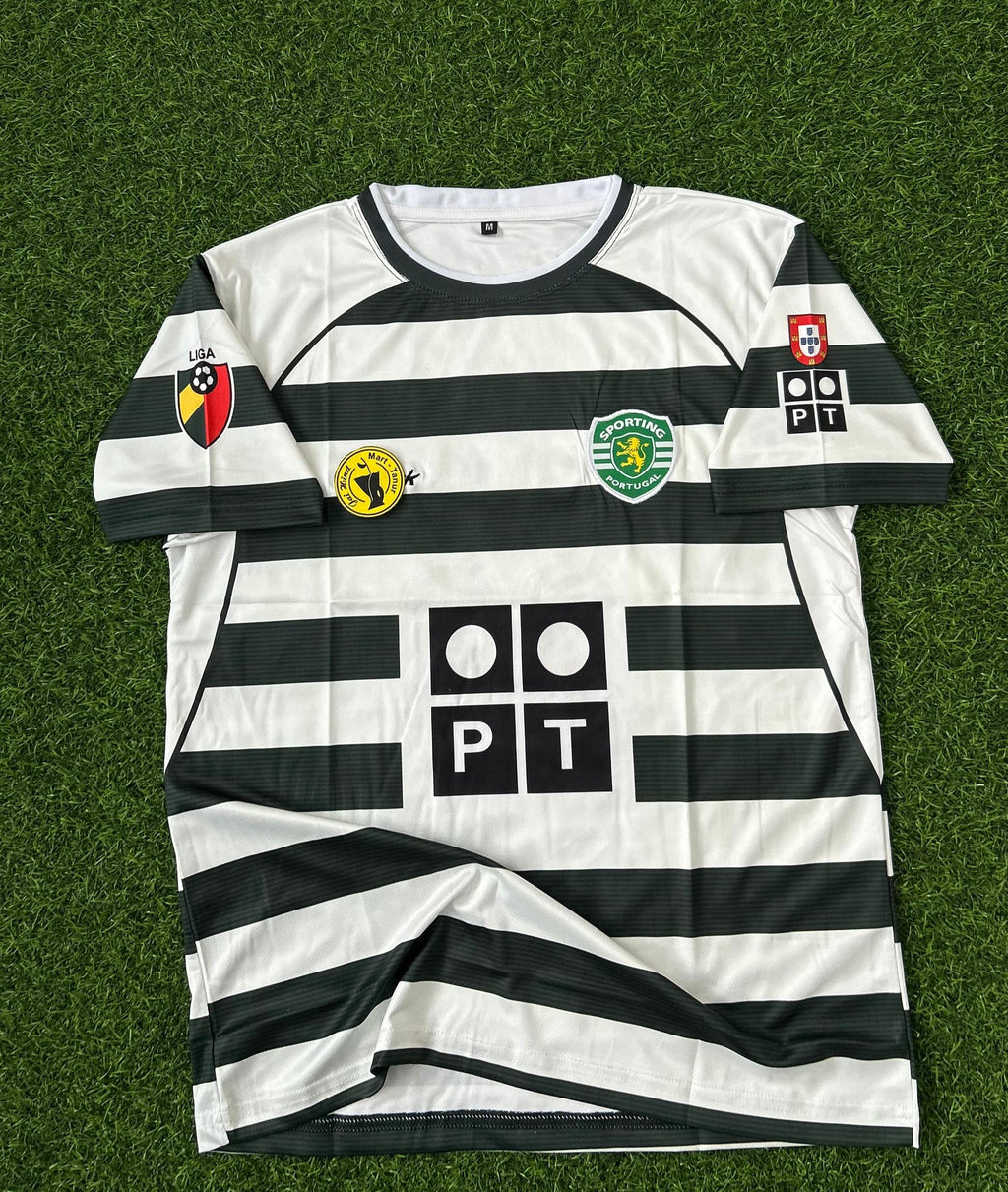 SPORTING 2001-03 HOME KIT, HALFSLEEVE EMBROIDERY