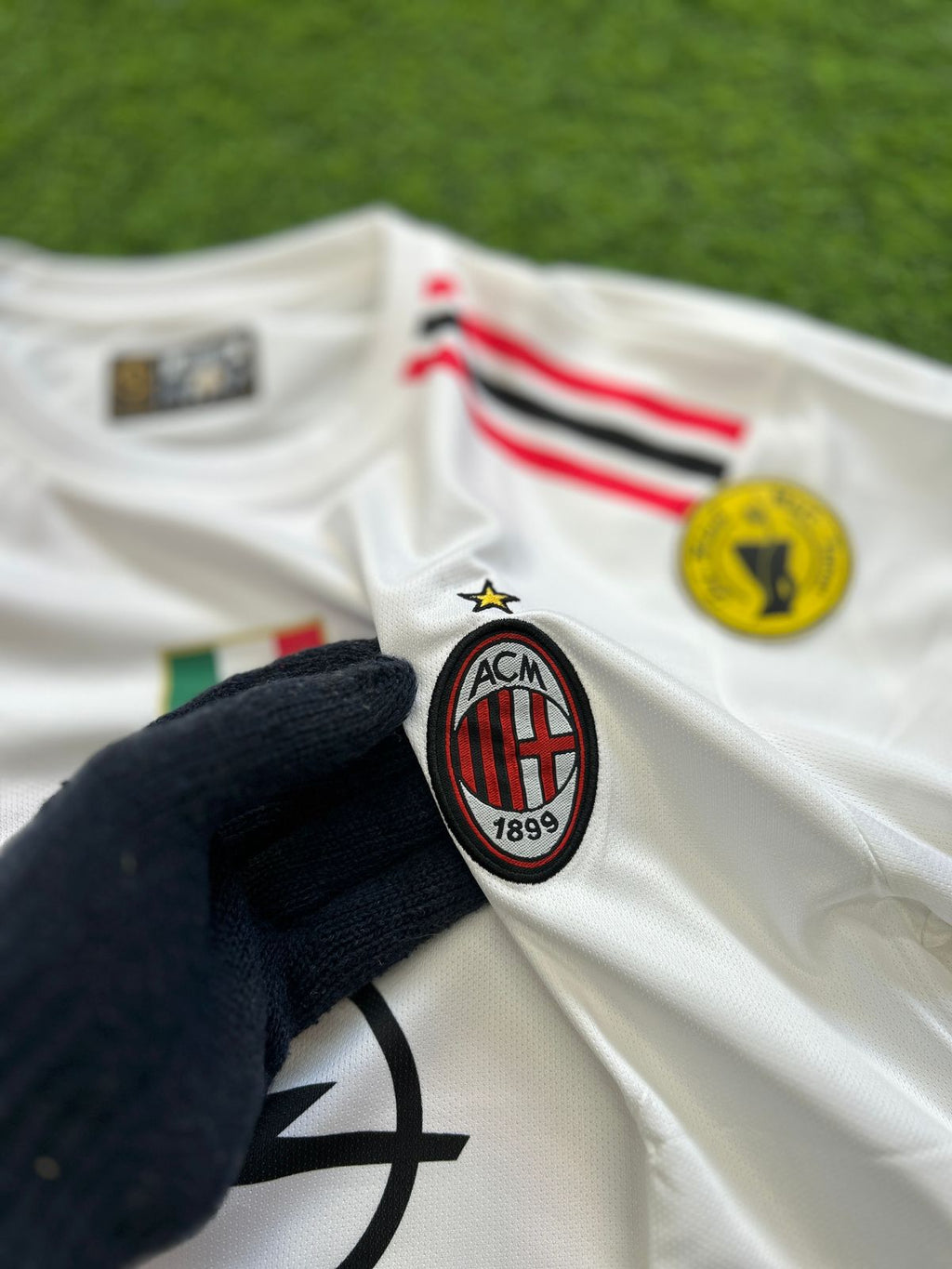AC MILAN 2002-03 AWAY KIT, HALFSLEEVE EMBROIDERY