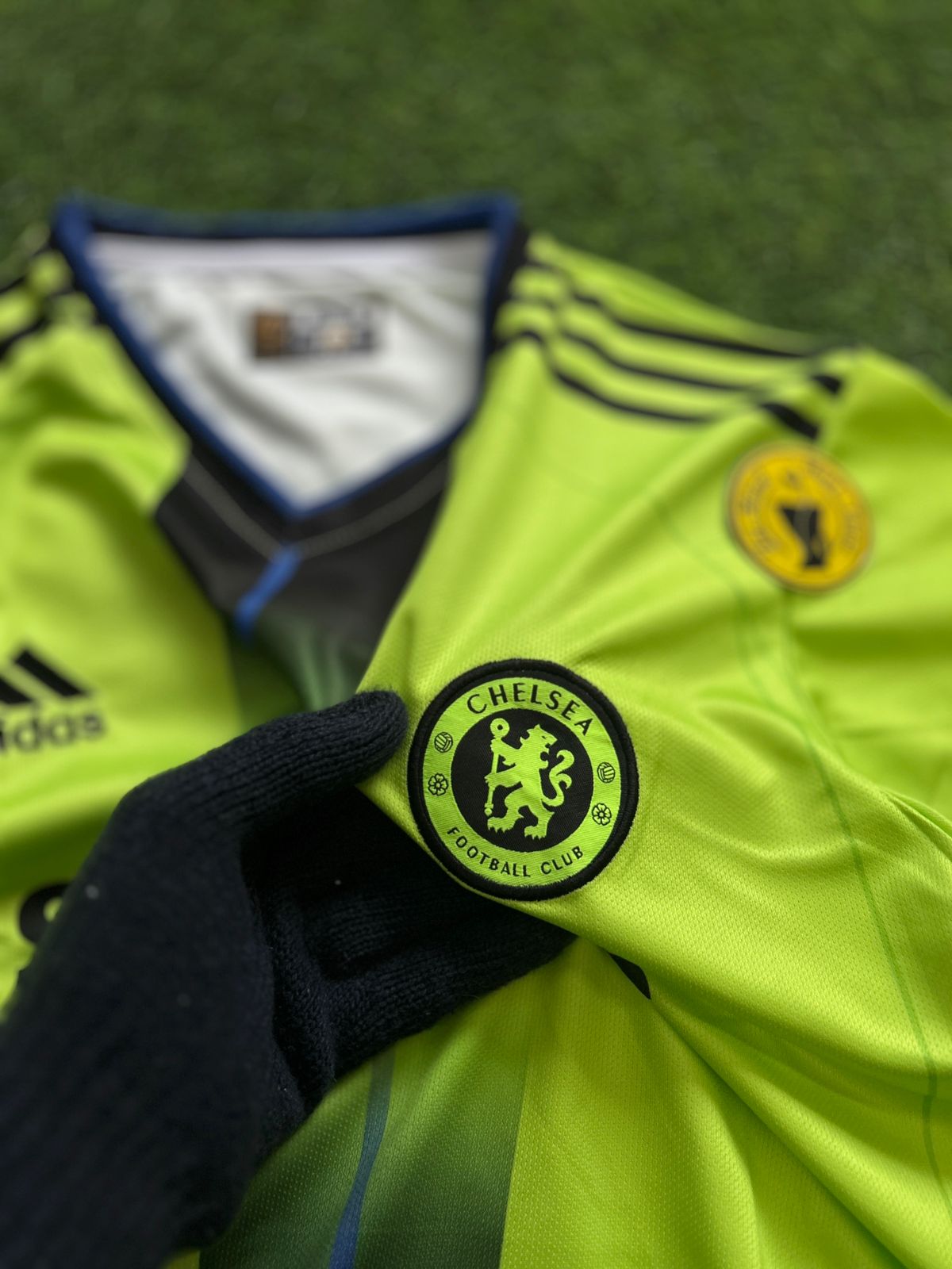 CHELSEA 2010-11 THIRD KIT, HALFSLEEVE EMBROIDERY