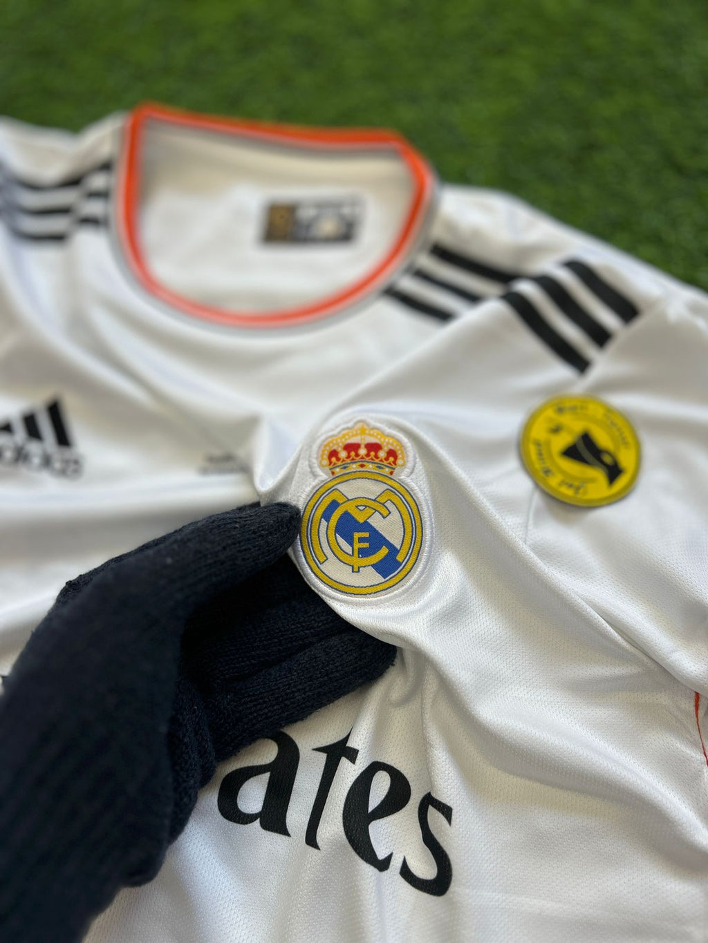 REAL MADRID 2013-14 HOME KIT, HALFSLEEVE EMBROIDERY