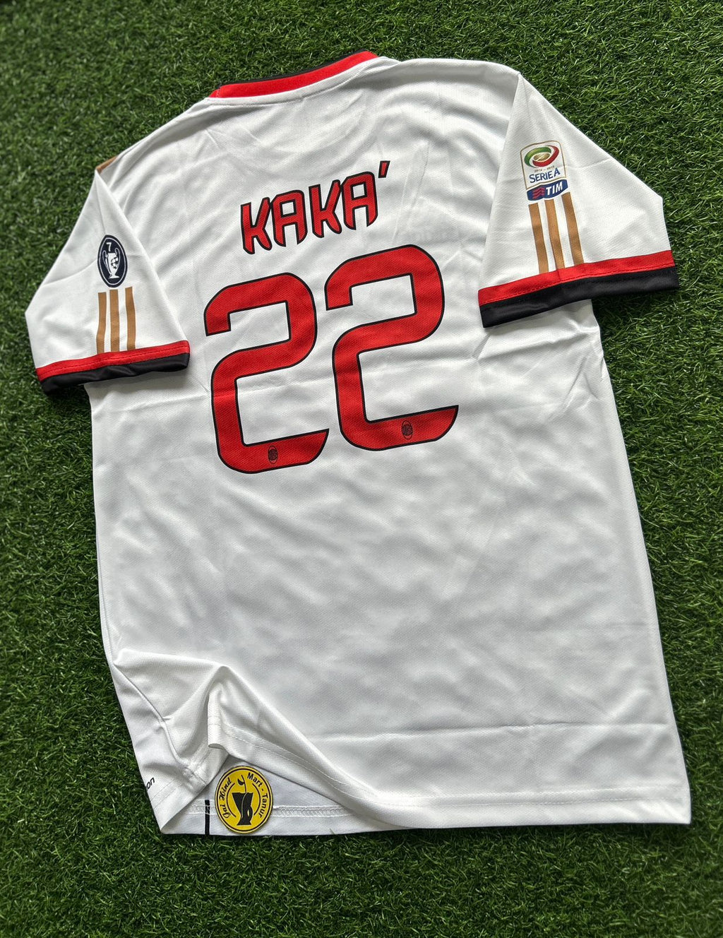 AC MILAN 2013-14 AWAY KIT, HALFSLEEVE EMBROIDERY