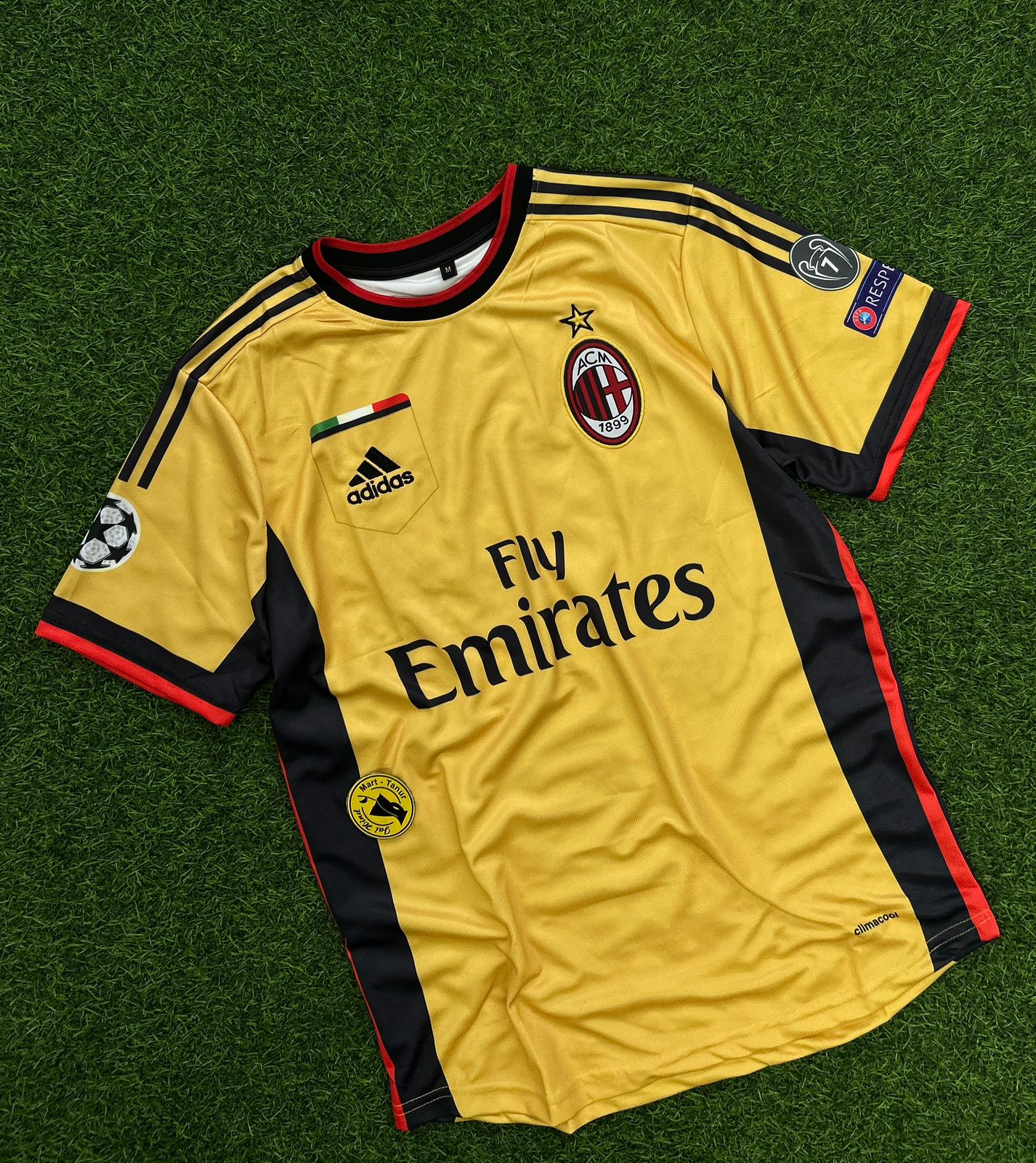 AC MILAN 2013-14 THIRD KIT, HALFSLEEVE EMBROIDERY
