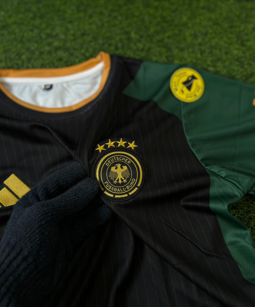 GERMANY VINTAGE KIT, HALFSLEEVE EMBROIDERY