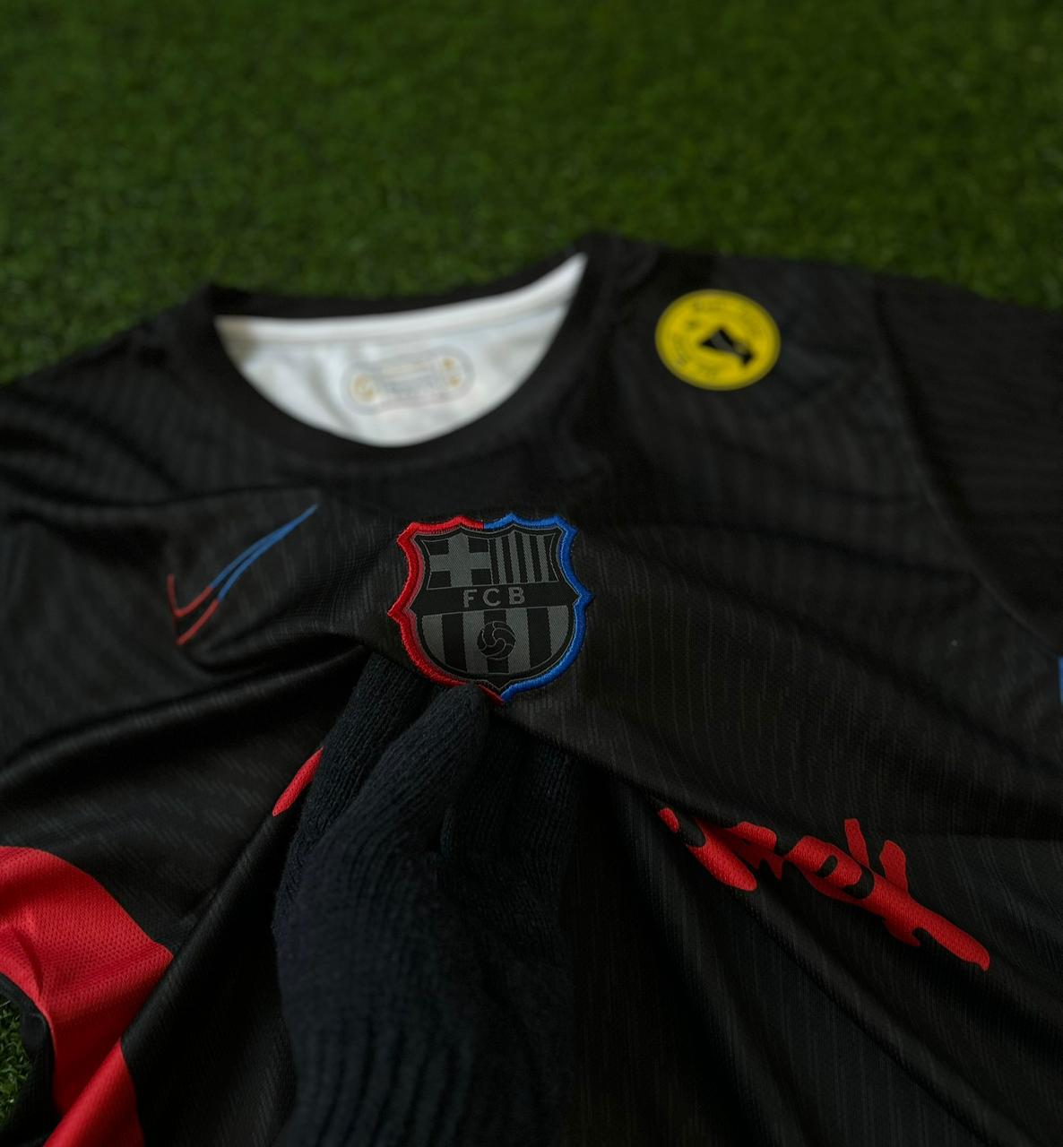 BARCELONA x TRAVIS SCOTT 2024-25 AWAY KIT, HALFSLEEVE EMBROIDERY