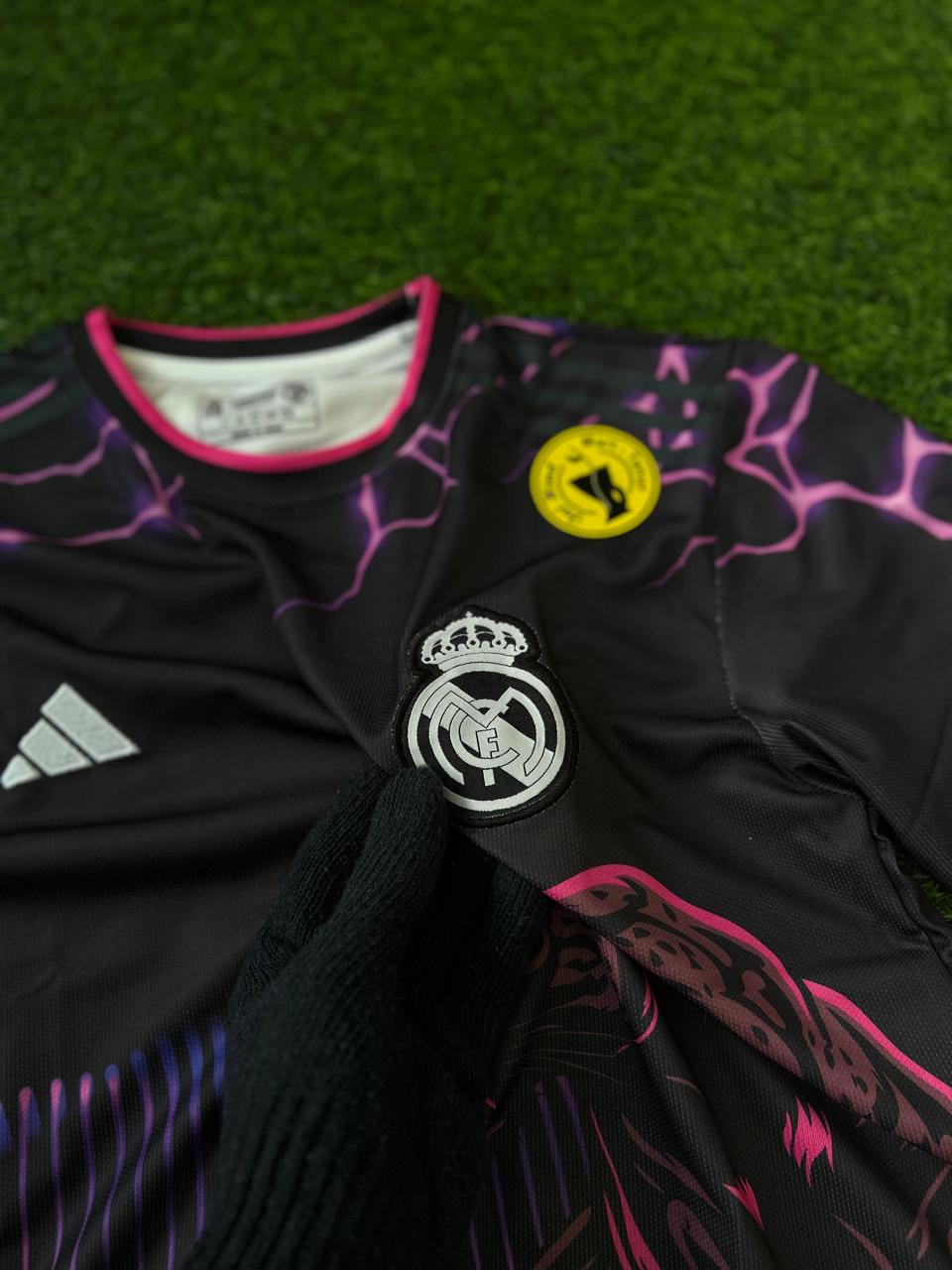 REAL MADRID JAGUAR SPECIAL EDITION , HALFSLEEVE EMBROIDERY
