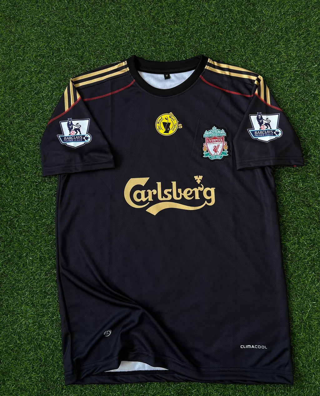 LIVERPOOL 2009-10 AWAY KIT, HALFSLEEVE EMBROIDERY