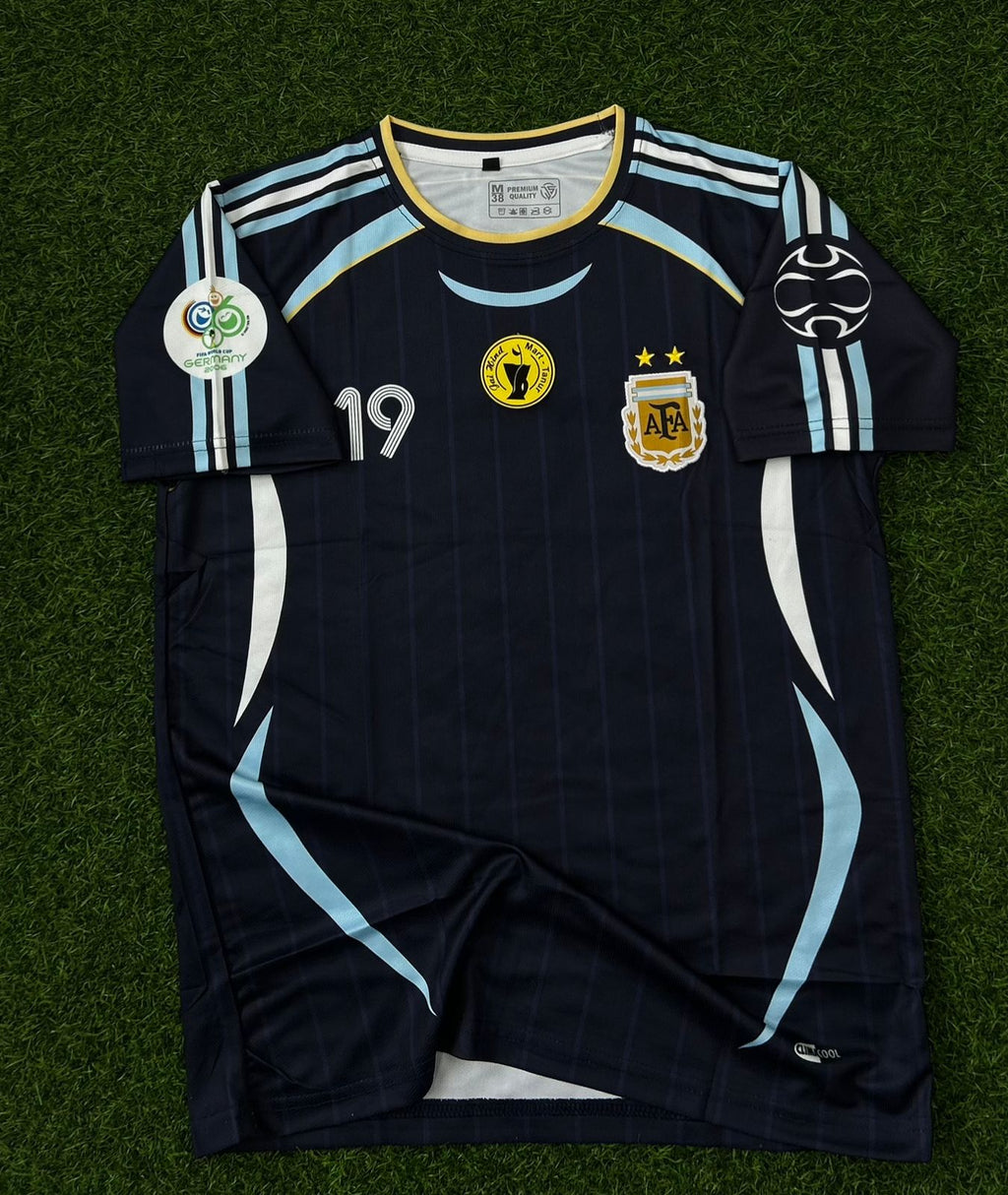 ARGENTINA 2006 WORLD CUP AWAY KIT, HALFSLEEVE EMBROIDERY