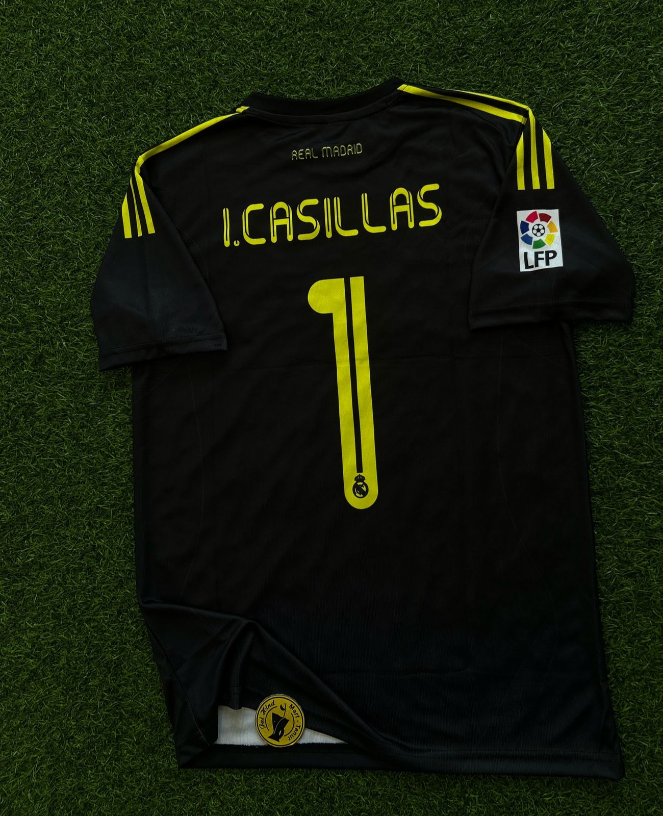 REAL MADRID  2011-12 SEASON GK KIT, HALFSLEEVE EMBROIDERY