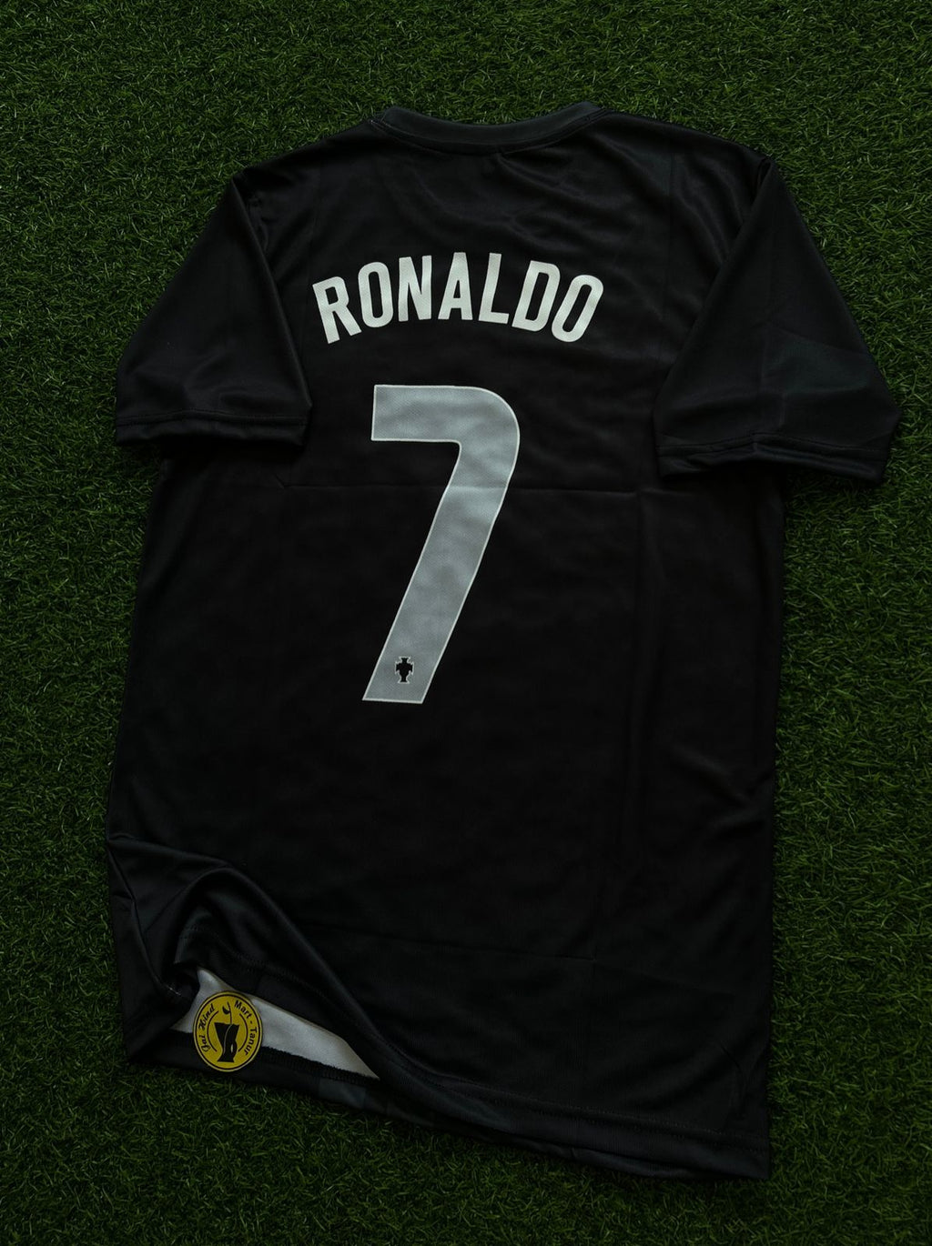 PORTUGAL 2013-14 AWAY KIT, HALFSLEEVE EMBROIDERY