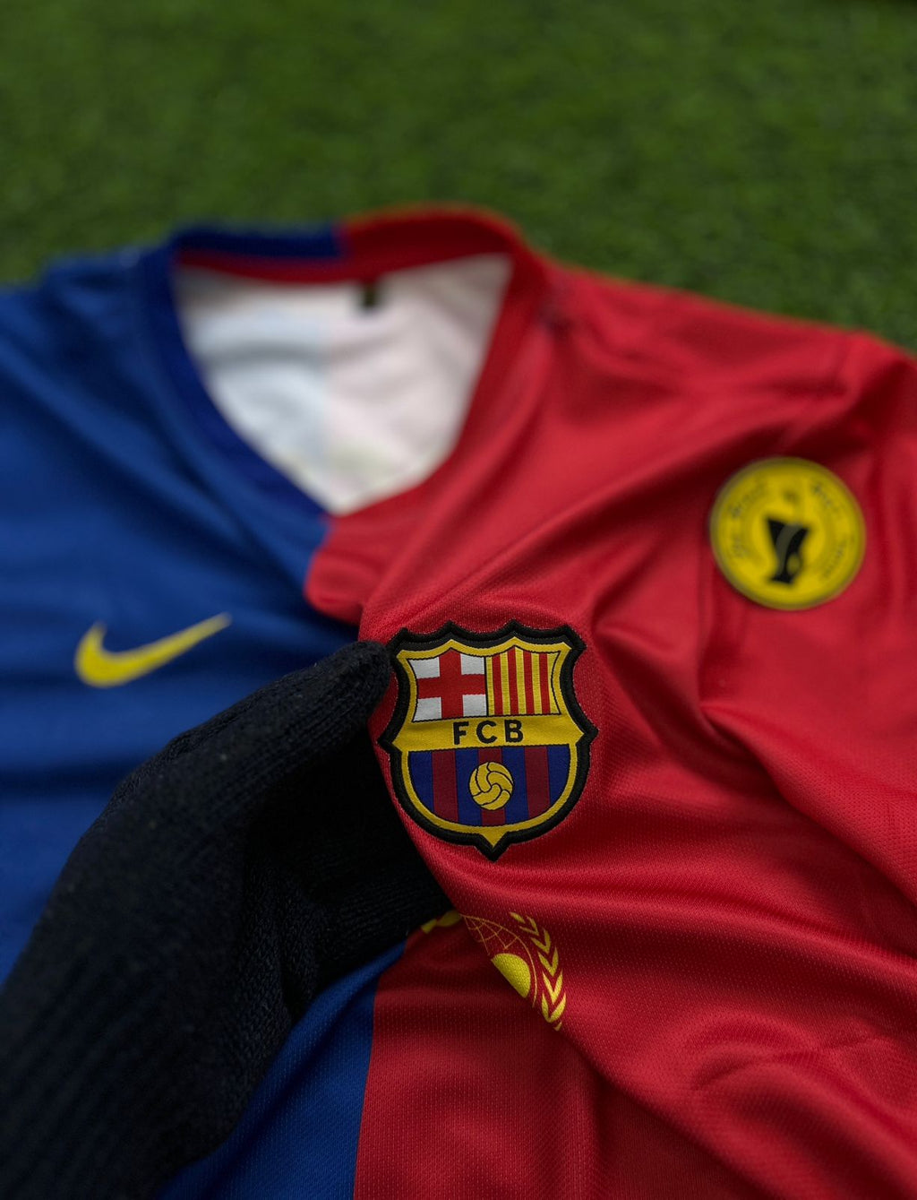 BARCELONA 2008-09 HOME KIT, HALFSLEEVE EMBROIDERY