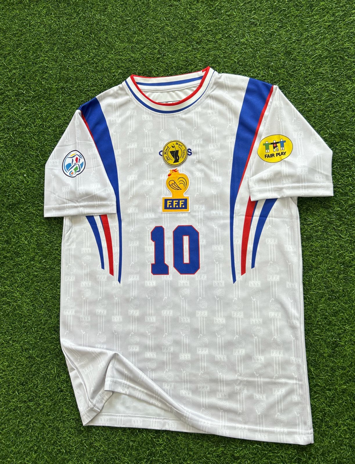 FRANCE 1996-97 AWAY KIT, HALFSLEEVE EMBROIDERY