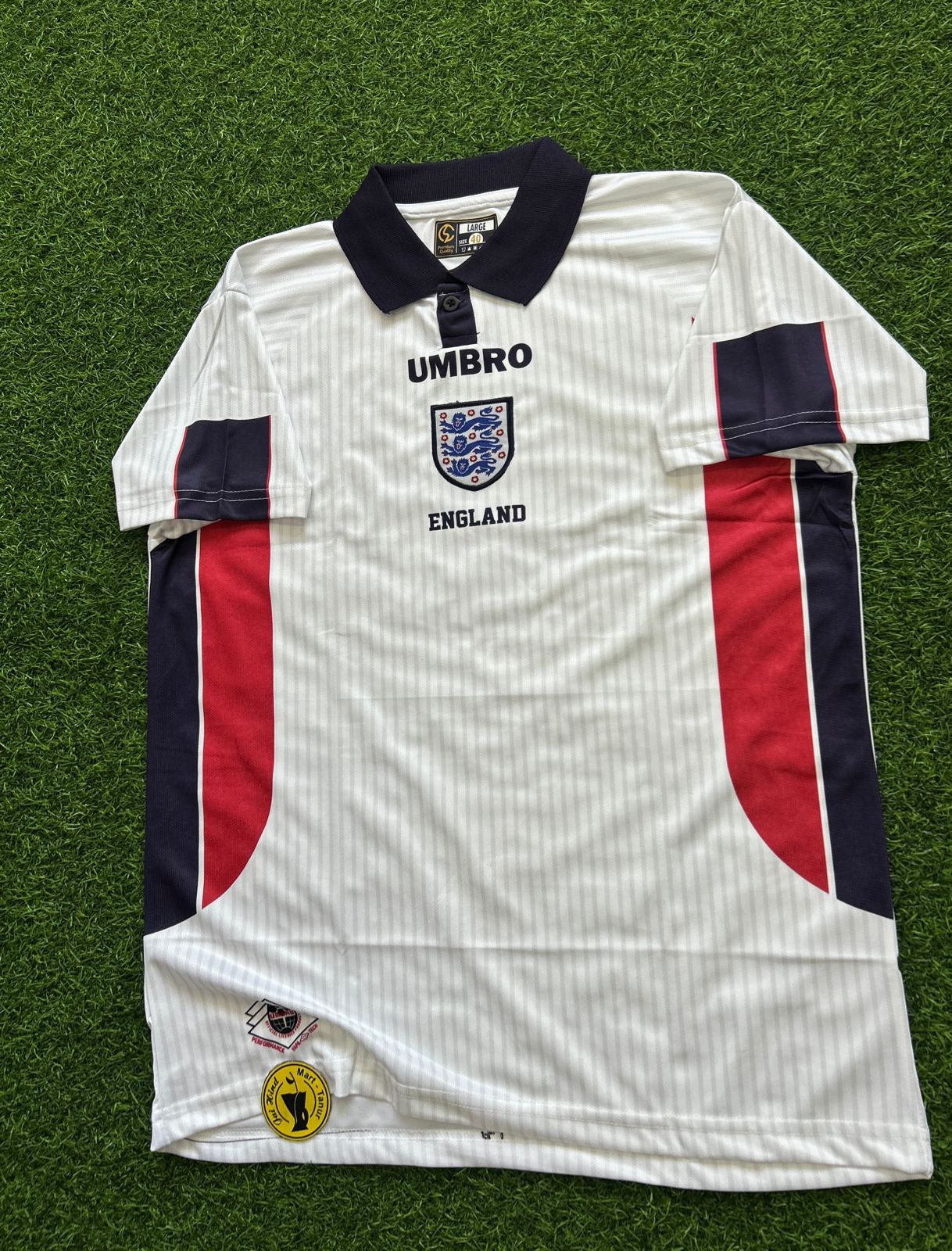 ENGLAND 1998 HOME KIT, HALFSLEEVE POLO EMBROIDERY