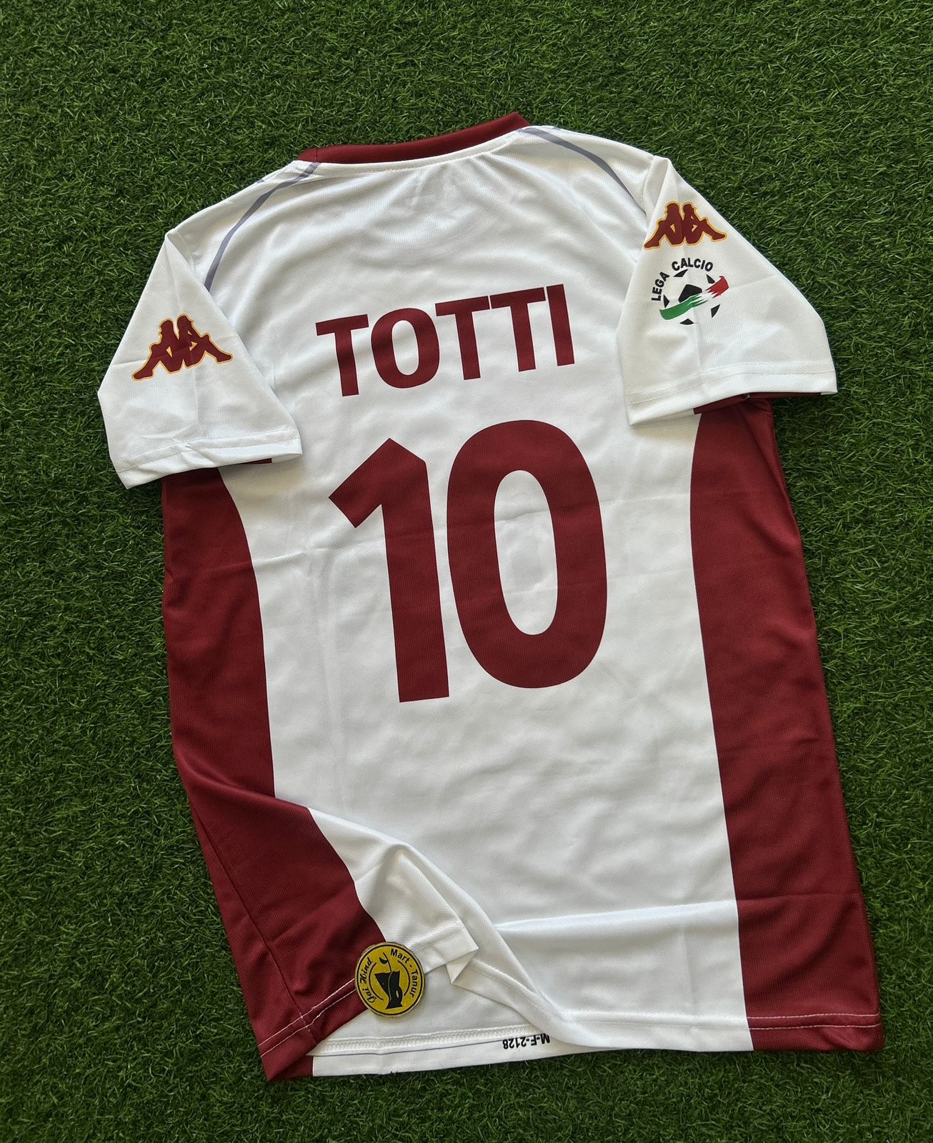 ROMA 2001-02 AWAY KIT, HALFSLEEVE EMBROIDERY