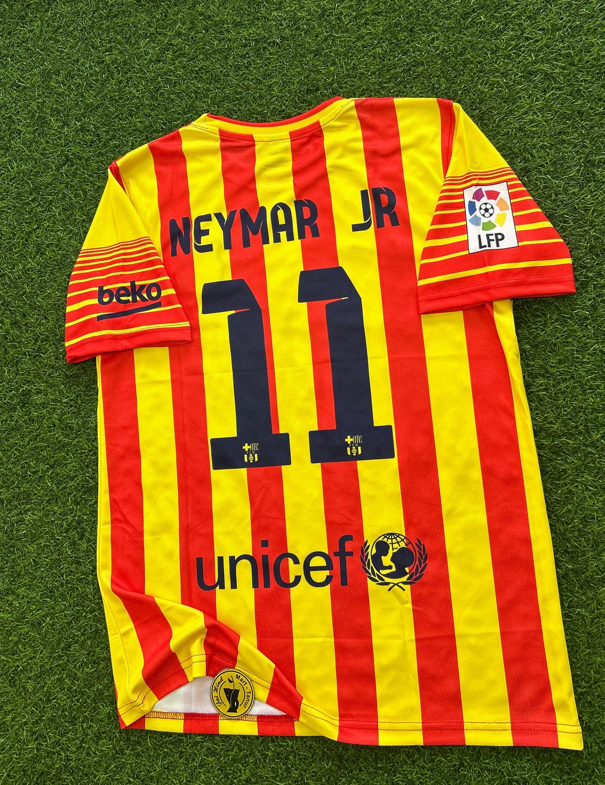 BARCELONA 2013-14 AWAY KIT, HALFSLEEVE EMBROIDERY