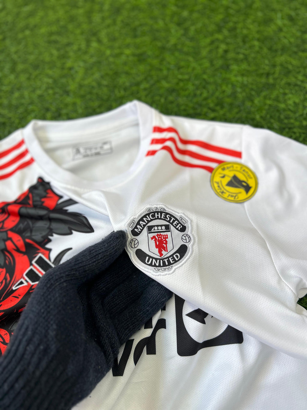 MAN UNITED 2025-26 SPECIAL KIT, HALFSLEEVE EMBROIDERY