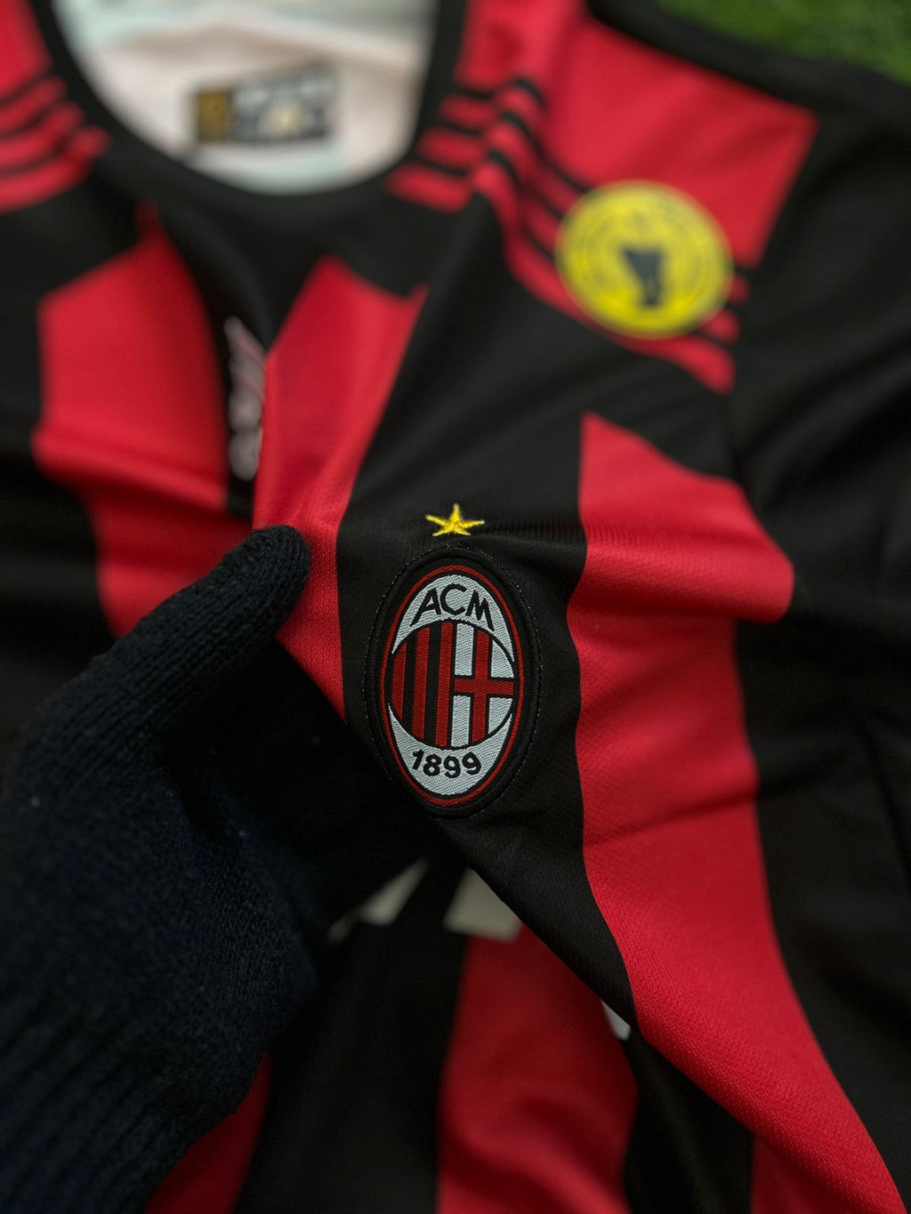 AC MILAN 2008-09 HOME KIT, HALFSLEEVE EMBROIDERY