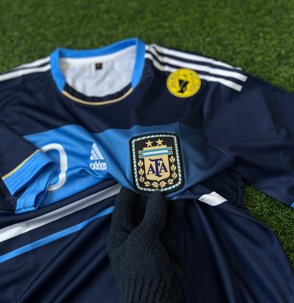 ARGENTINA 2011-12 AWAY KIT, HALFSLEEVE EMBROIDERY