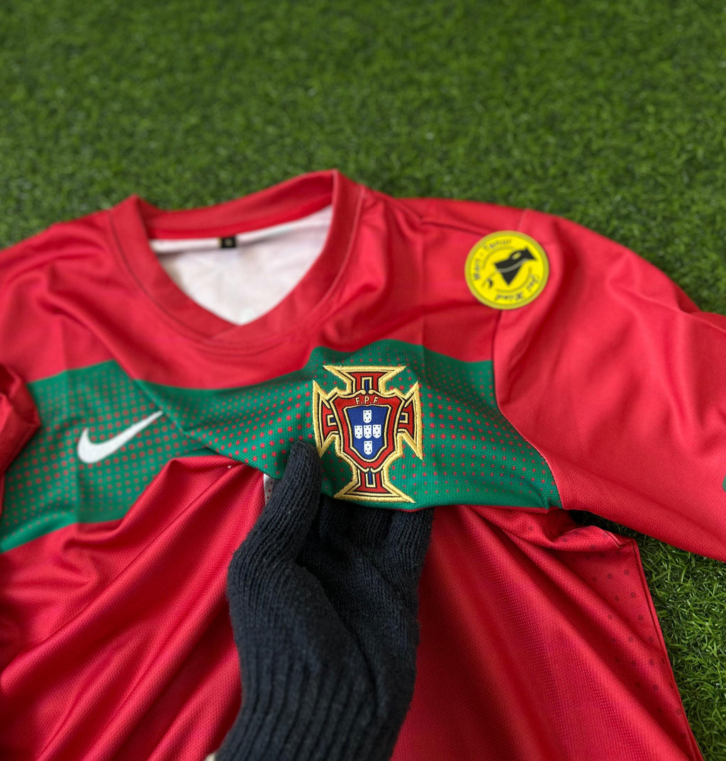 PORTUGAL 2010 WORLD CUP HOME KIT, HALFSLEEVE EMBROIDERY