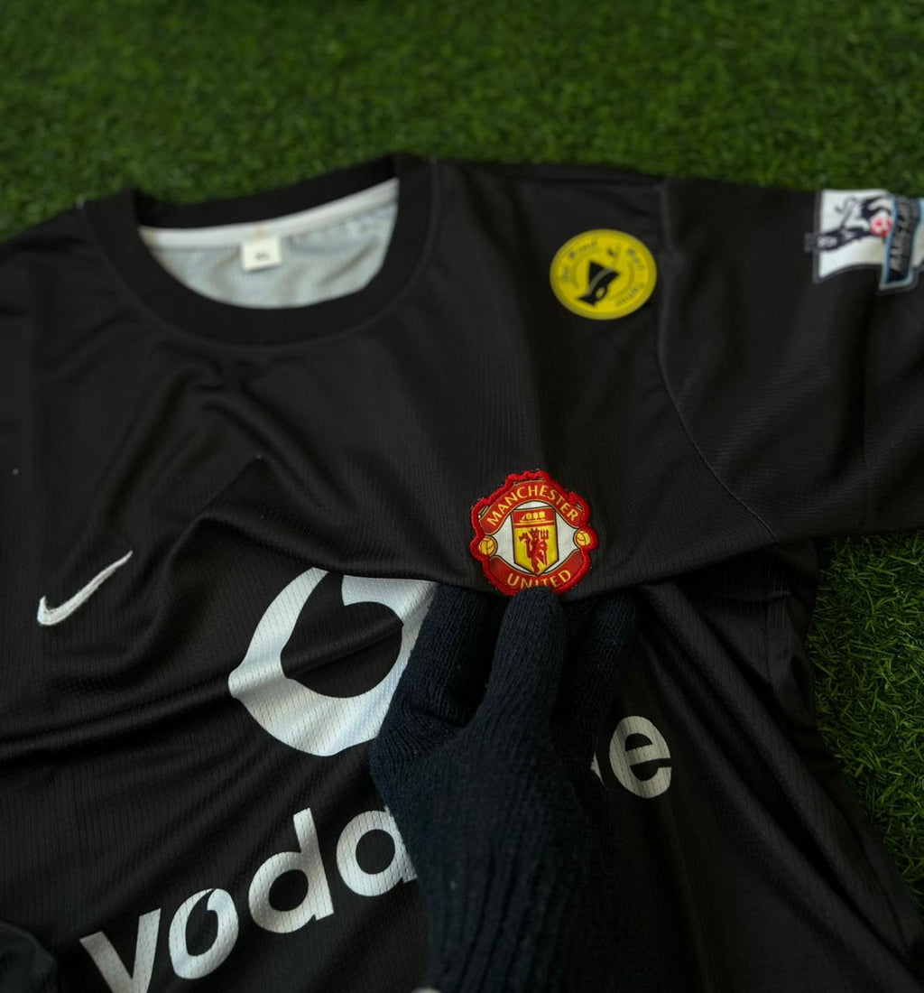 MAN UNITED 2003-04 AWAY KIT, HALFSLEEVE EMBROIDERY
