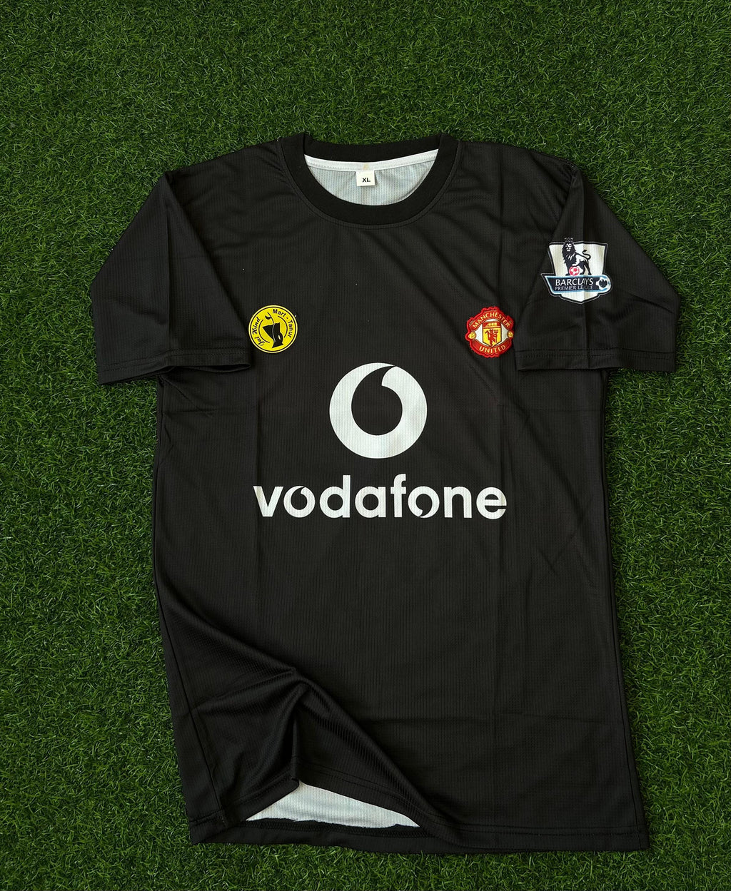 MAN UNITED 2003-04 AWAY KIT, HALFSLEEVE EMBROIDERY