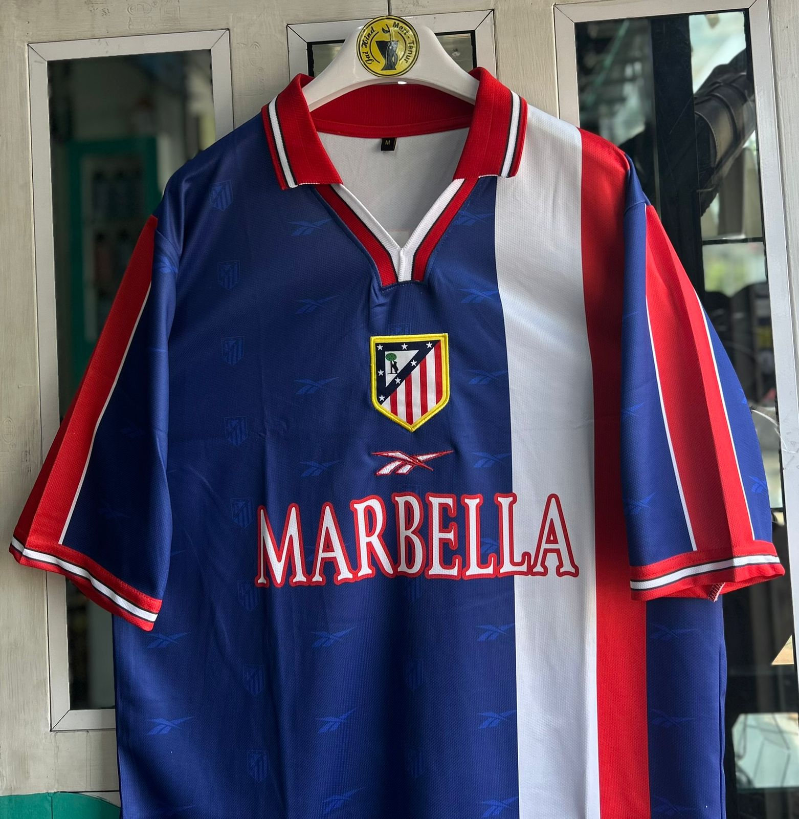 ATLETICO MADRID 1999-00 THIRD KIT, FIVESLEEVE POLO EMBROIDERY