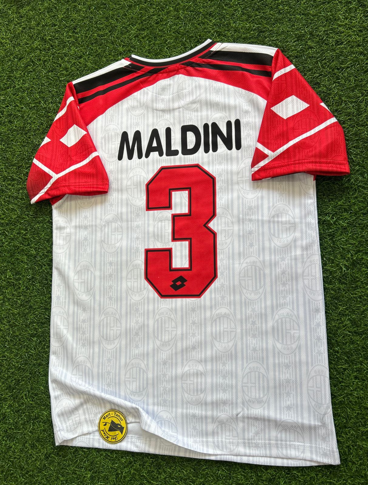 AC MILAN 1997-98 AWAY KIT, HALFSLEEVE SUBLIMATION