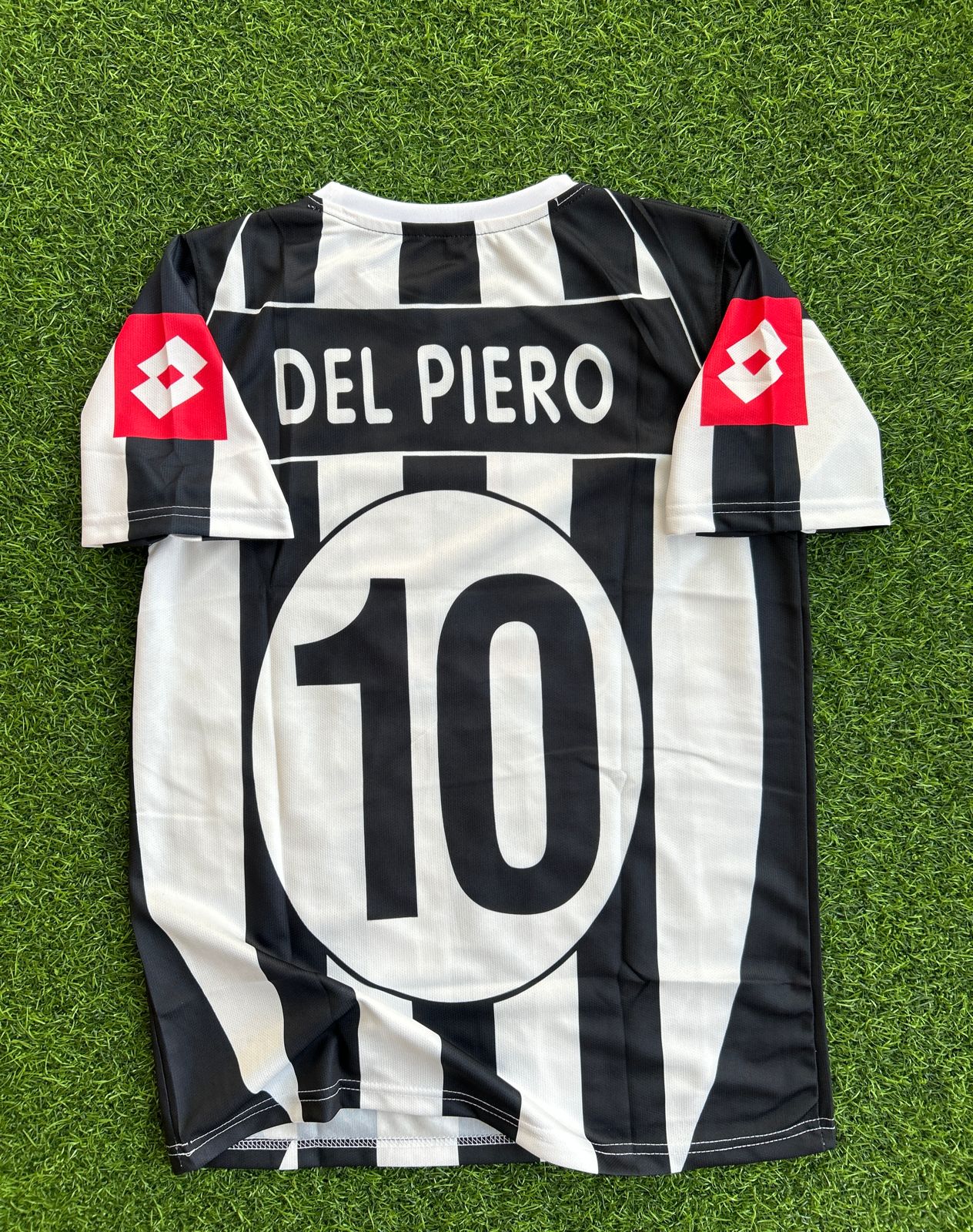 JUVENTUS 2002-03 HOME KIT, HALFSLEEVE SUBLIMATION