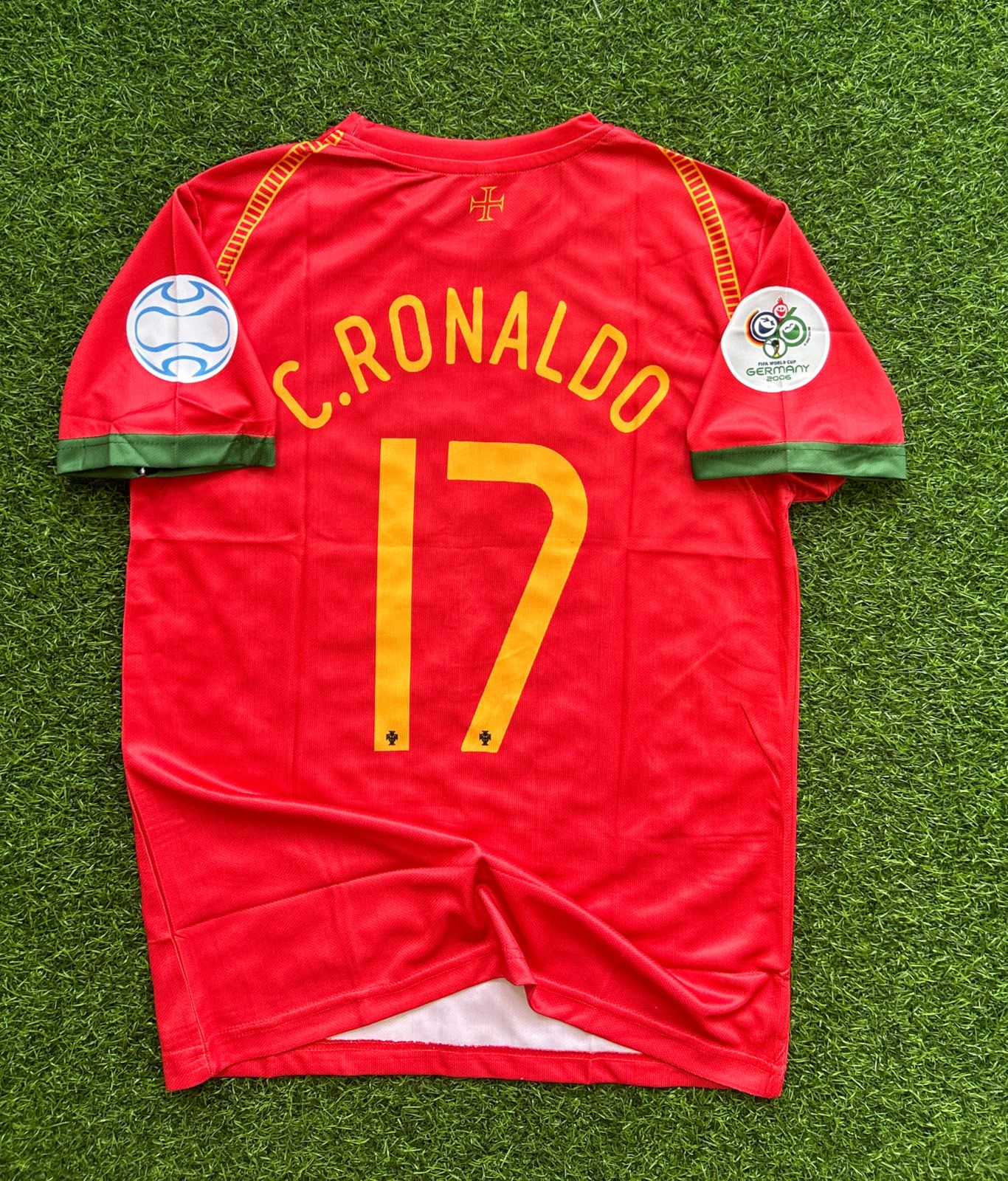 PORTUGAL 2004-06 HOME KIT, HALFSLEEVE SUBLIMATION