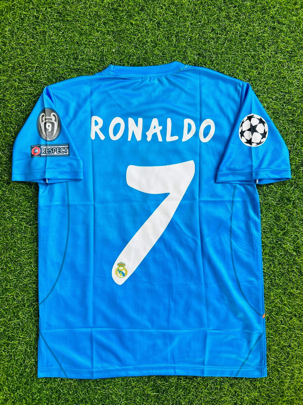 REAL MADRID 2013-14 AWAY KIT, HAALFSLEEVE SUBLIMATION