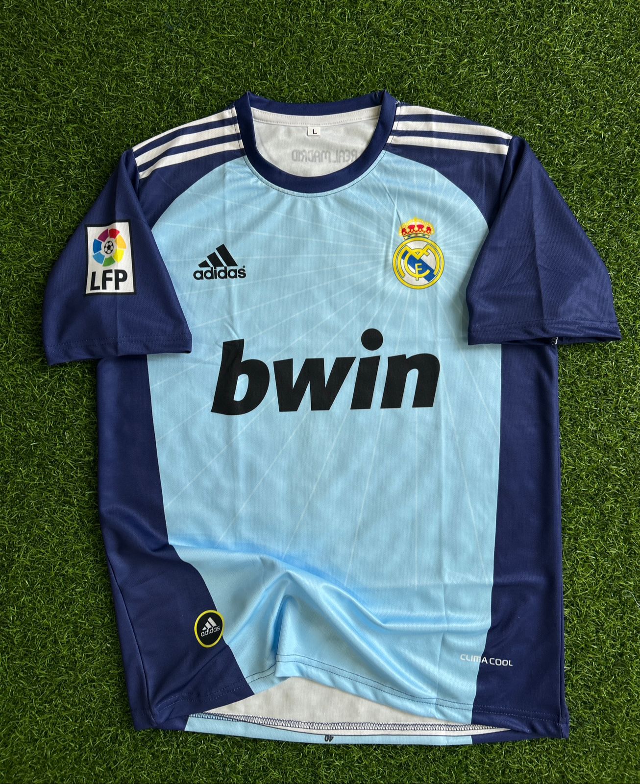 REAL MADRID 1010-11 GK KIT, HALFSLEEVE SUBLIMATION