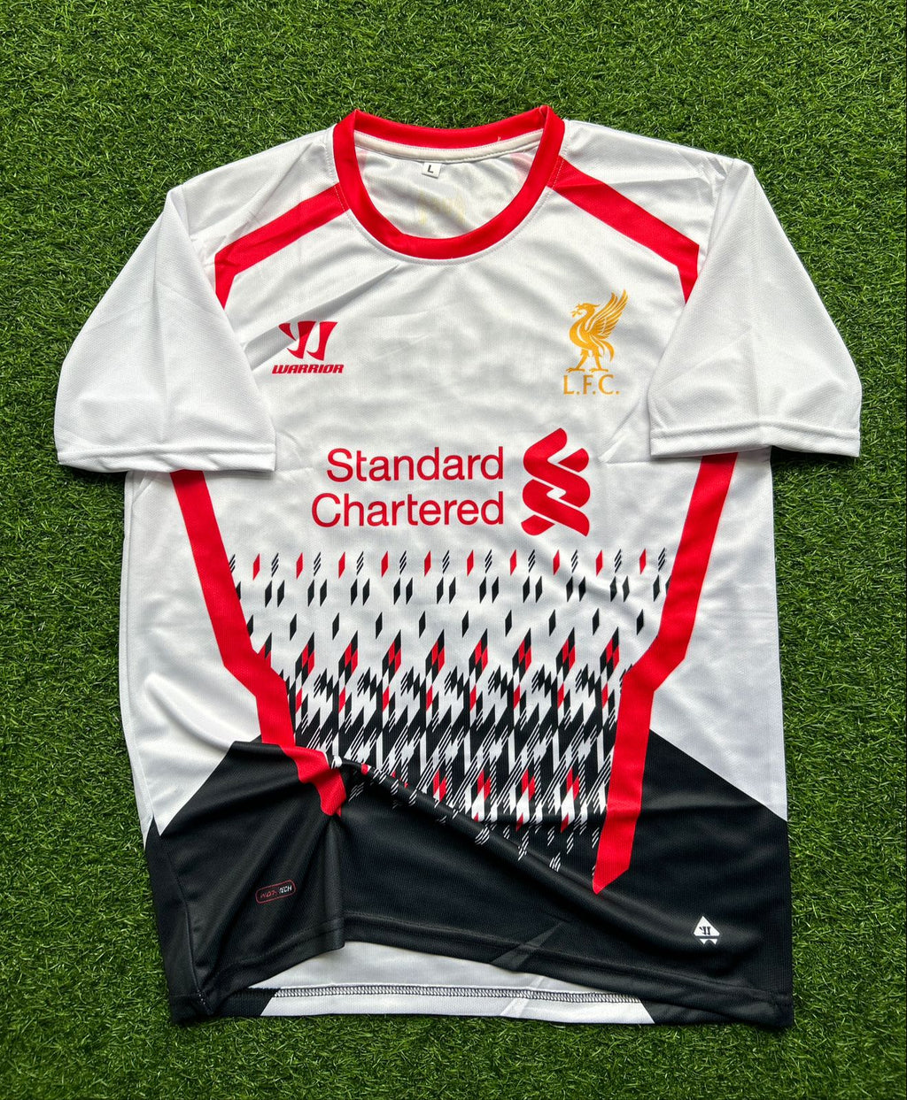 LIVERPOOL 2013-14 AWAY KIT, HALFSLEEVE SUBLIMATION