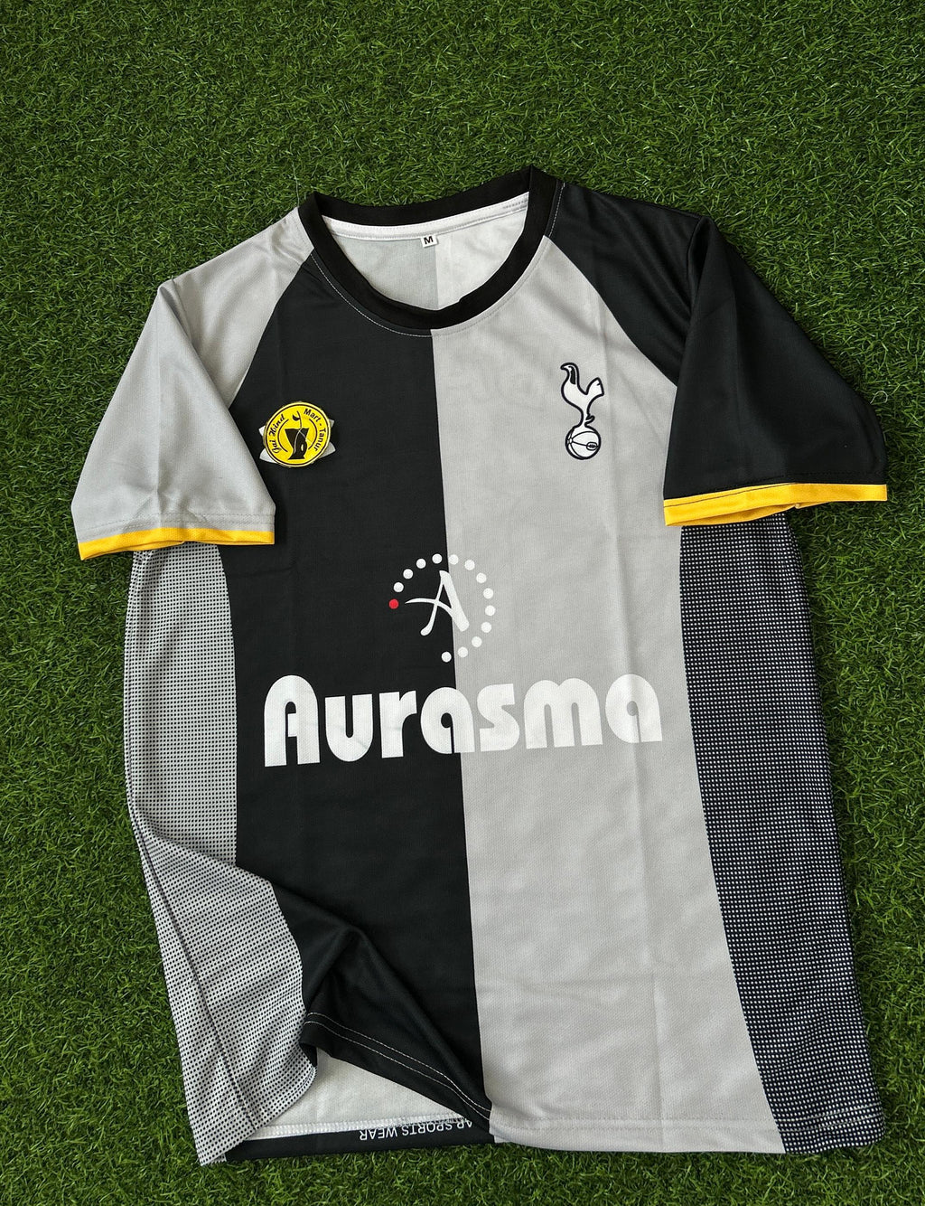 TOTTENHAM HOTSPUR 2012-13 THIRD KIT. HALFSLEEVE SUBLIMATION