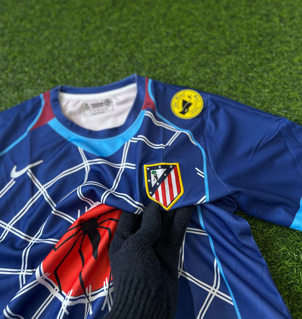 ATLETICO MADRID 2004-05 AWAY KIT, HALFSLEEVE EMBROIDERY