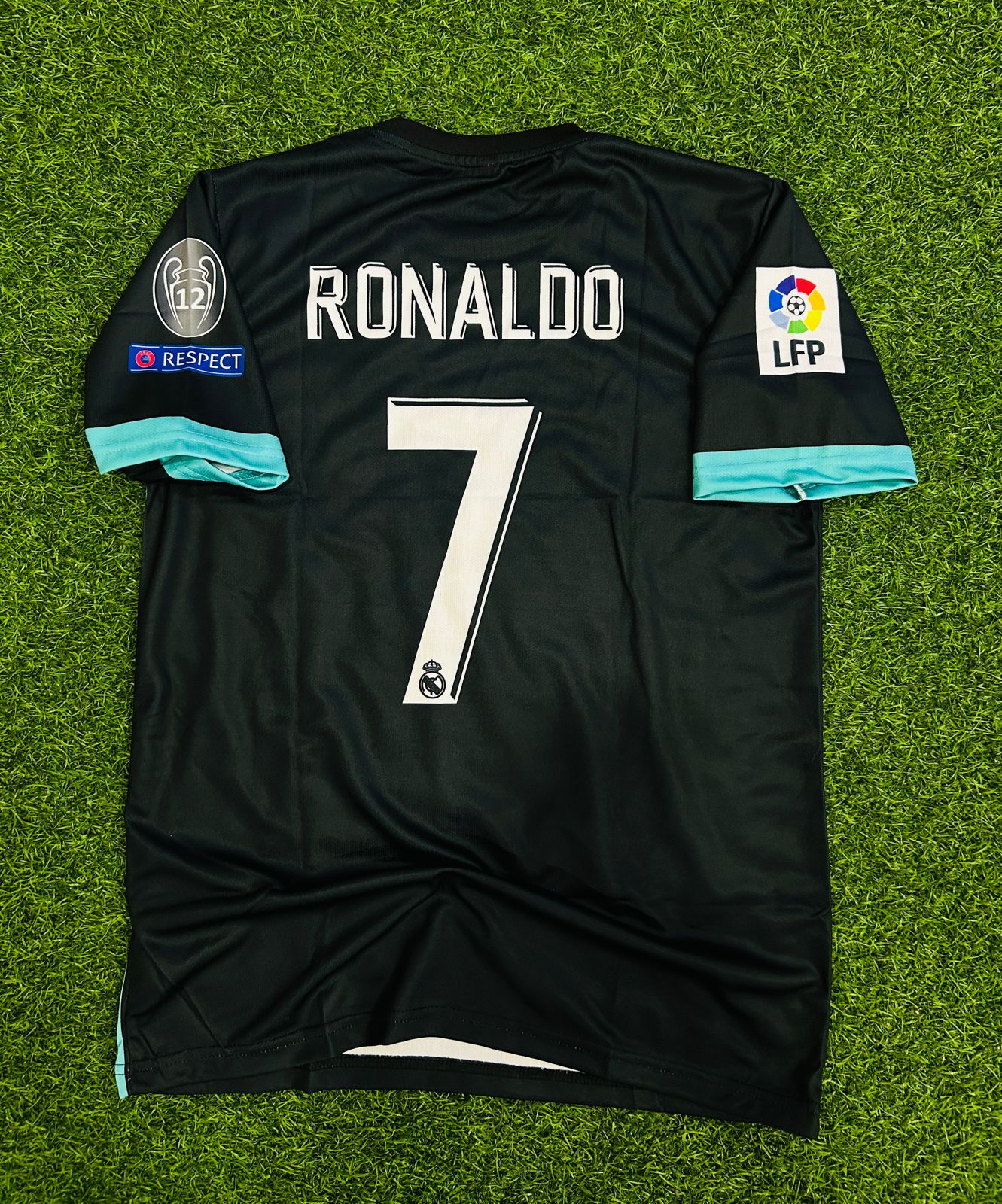 REAL MADRID 2017-18 AWAY KIT, HALFSLEEVE SUBLIMATION