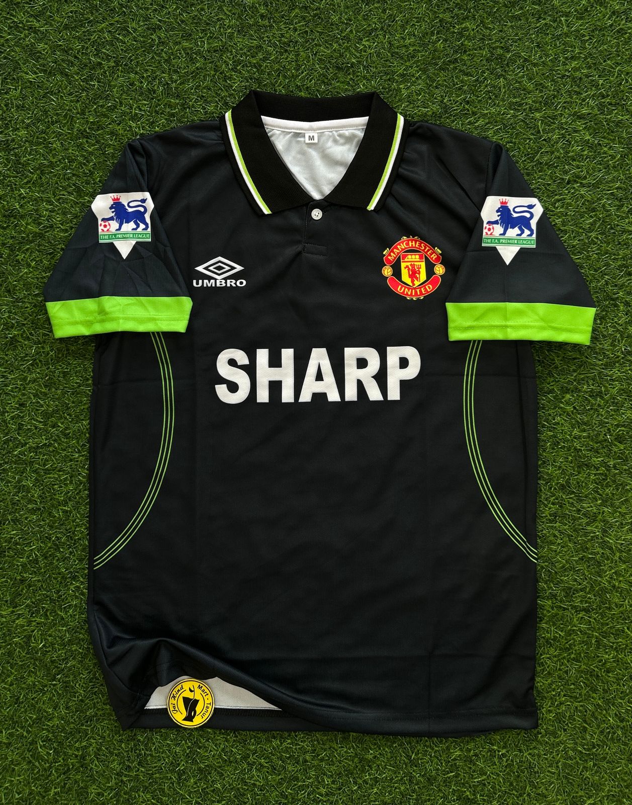 MAN UNITD 1998-99 THIRD KIT, HALFSLEEVE POLO SUBLIMATION