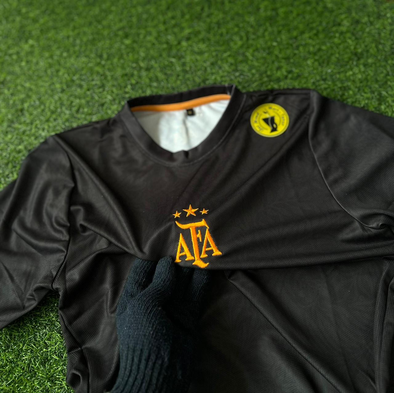 ARGENTINA BARBITOS BLACK KIT, HALFSLEEVE EMBROIDERY