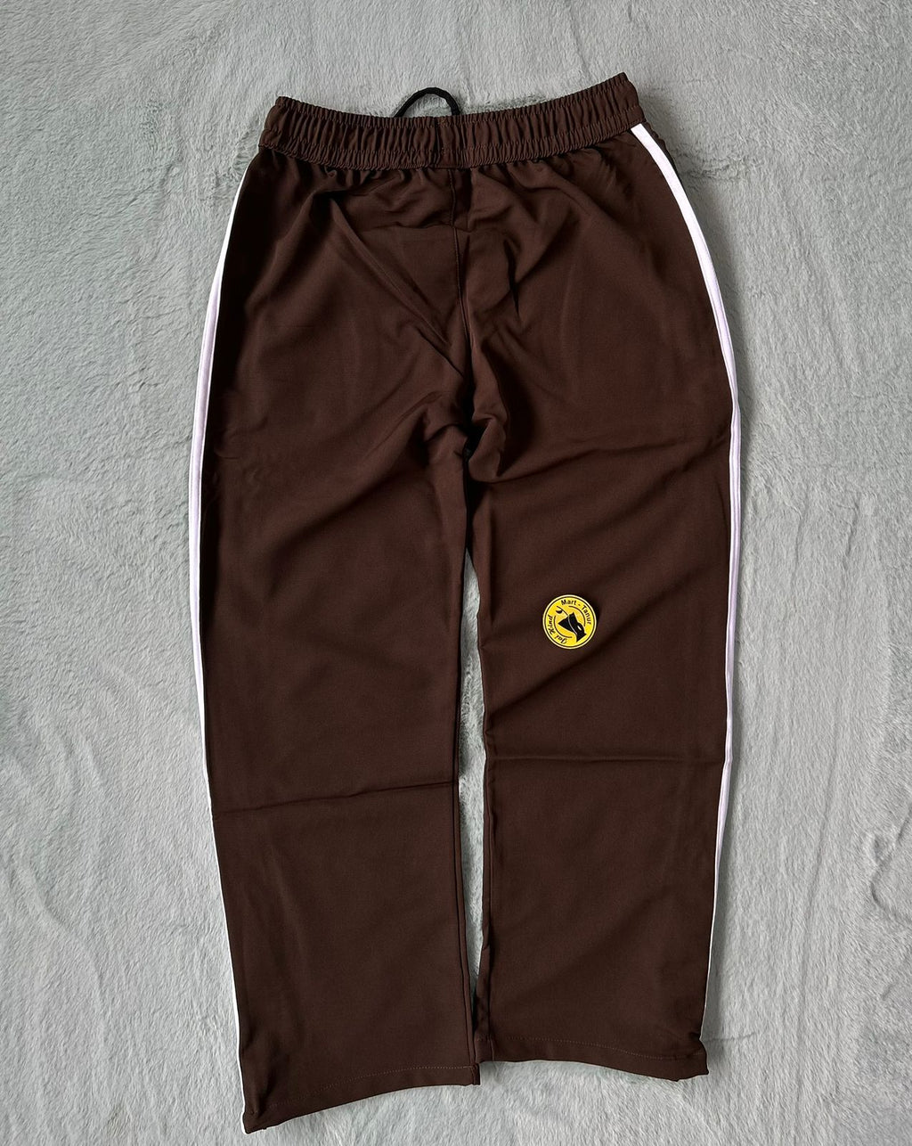MEN'S PREMIUM TRACK PANT.