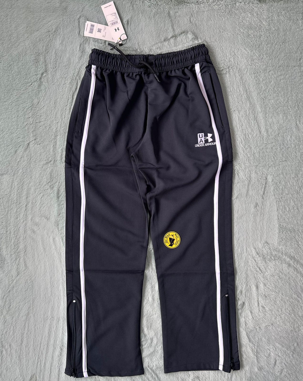 MEN'S PREMIUM TRACK PANT.