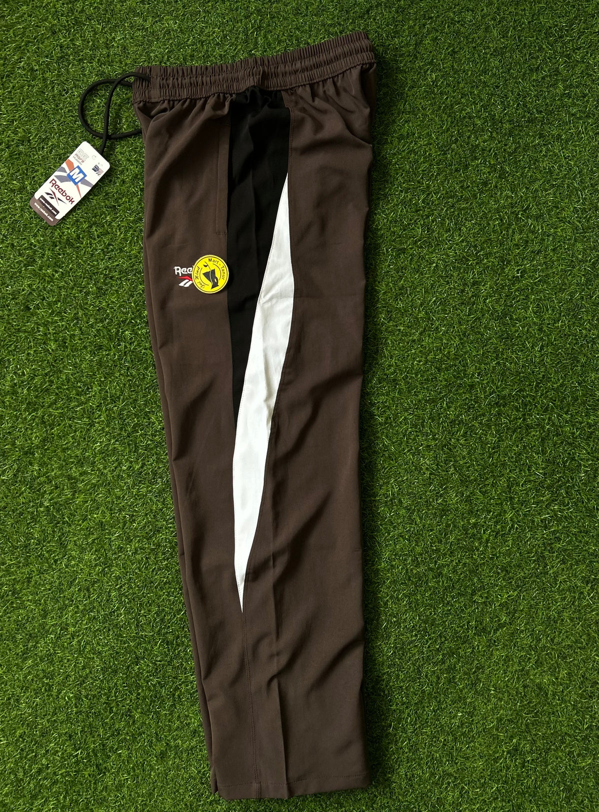 Men’s Oversized Baggy Track Pants | Premium Terry Fabric | Elastic Waistband | 2 Side Pockets + 2 Zipper Pockets | Relaxed Fit