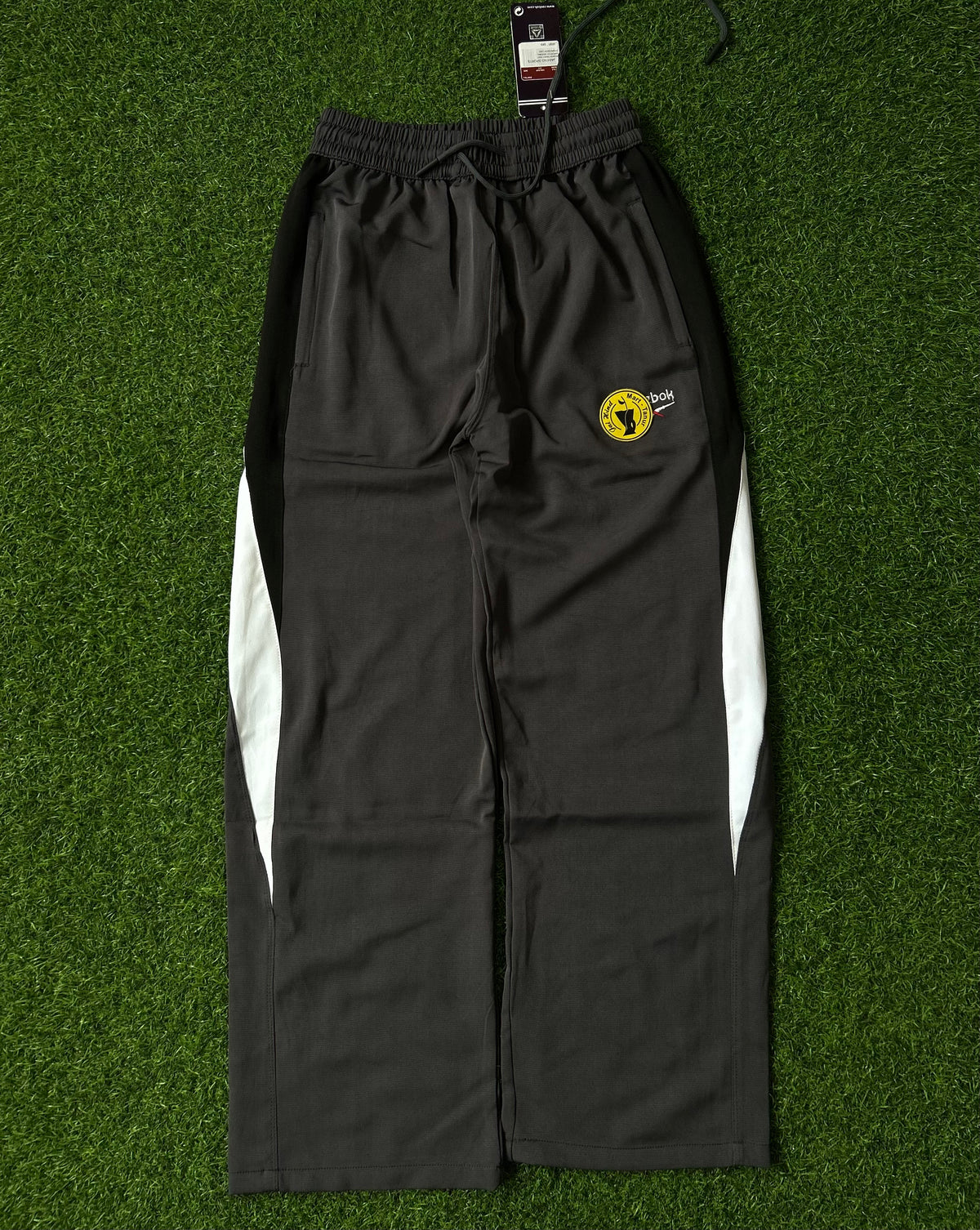 Men’s Oversized Baggy Track Pants | Premium Terry Fabric | Elastic Waistband | 2 Side Pockets + 2 Zipper Pockets | Relaxed Fit