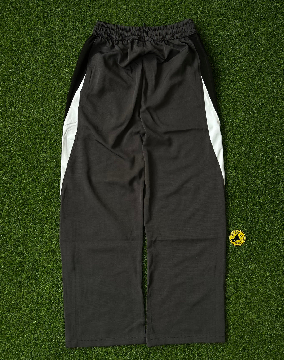 Men’s Oversized Baggy Track Pants | Premium Terry Fabric | Elastic Waistband | 2 Side Pockets + 2 Zipper Pockets | Relaxed Fit
