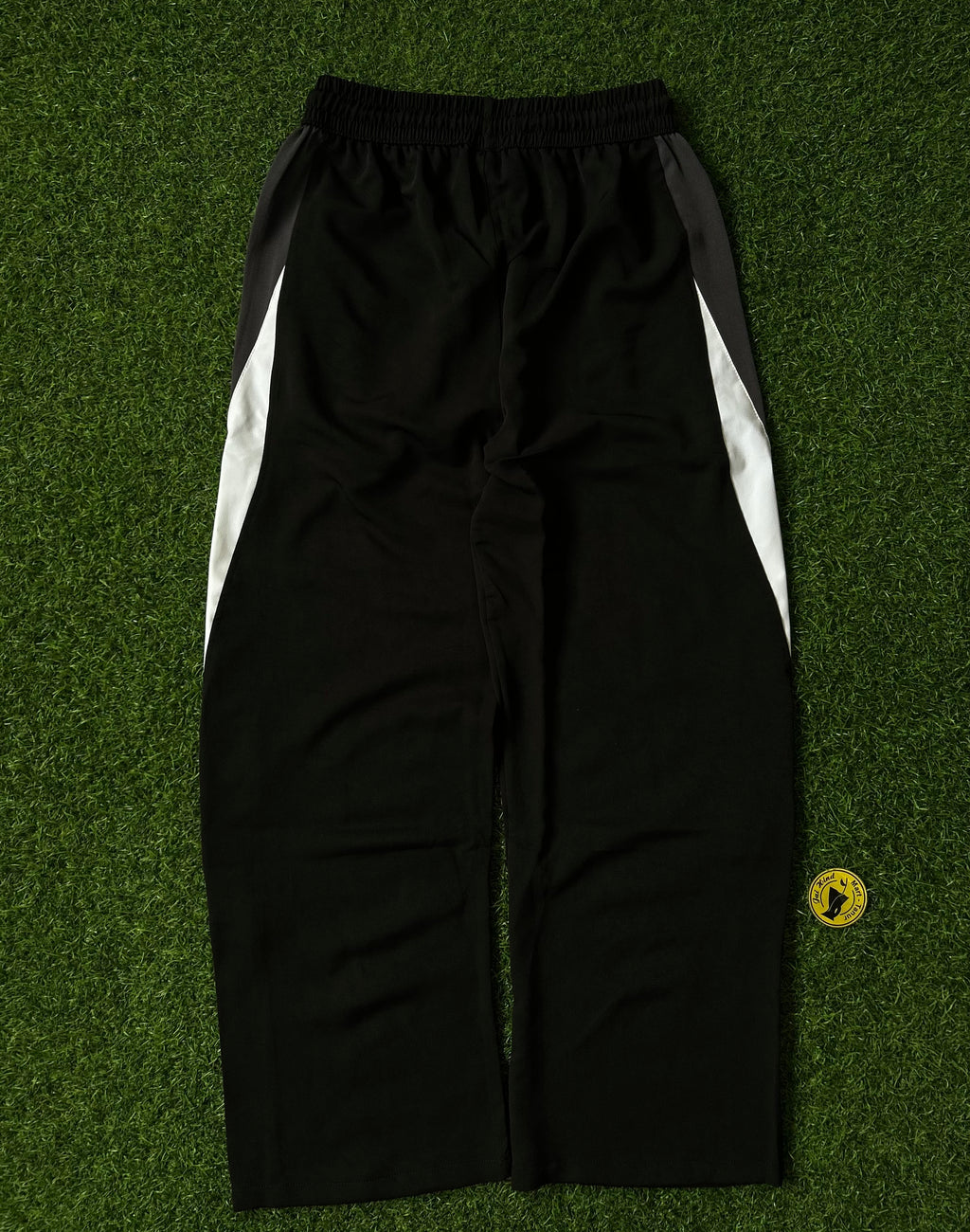 Men’s Oversized Baggy Track Pants | Premium Terry Fabric | Elastic Waistband | 2 Side Pockets + 2 Zipper Pockets | Relaxed Fit