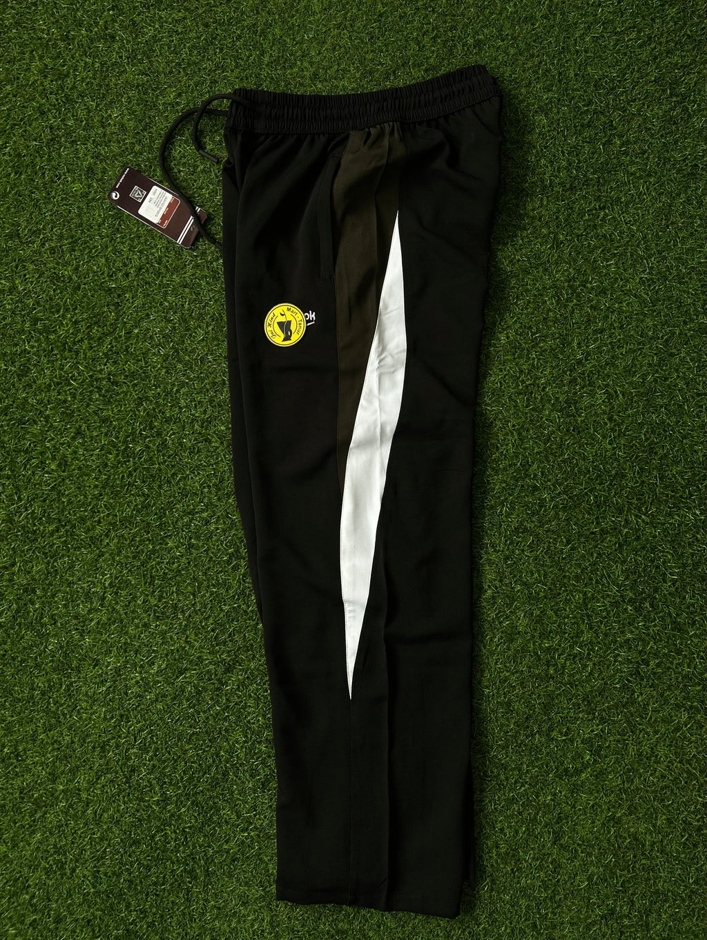 Men’s Oversized Baggy Track Pants | Premium Terry Fabric | Elastic Waistband | 2 Side Pockets + 2 Zipper Pockets | Relaxed Fit