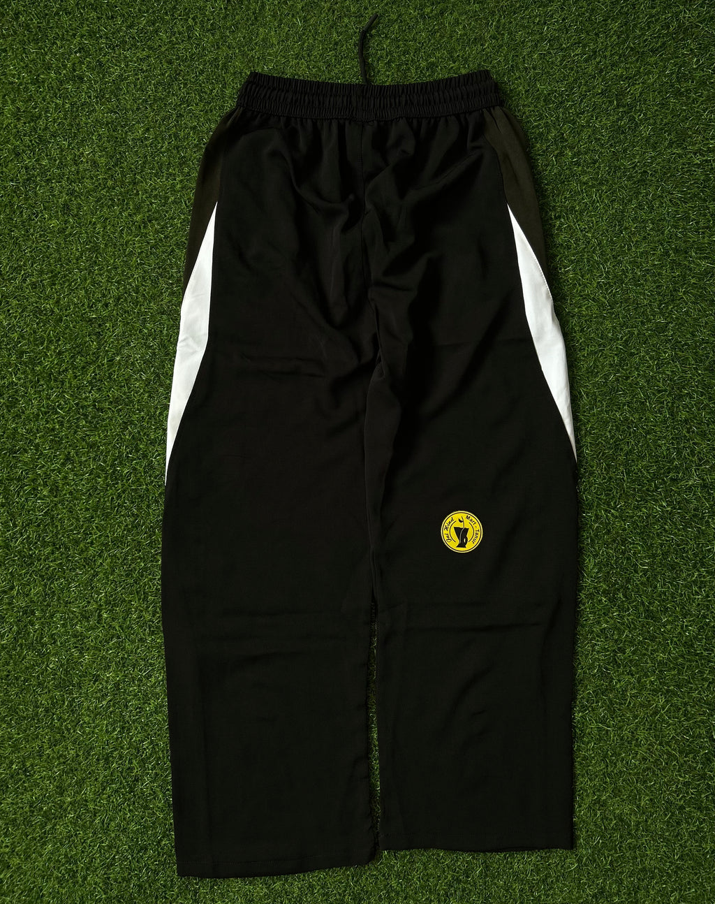 Men’s Oversized Baggy Track Pants | Premium Terry Fabric | Elastic Waistband | 2 Side Pockets + 2 Zipper Pockets | Relaxed Fit