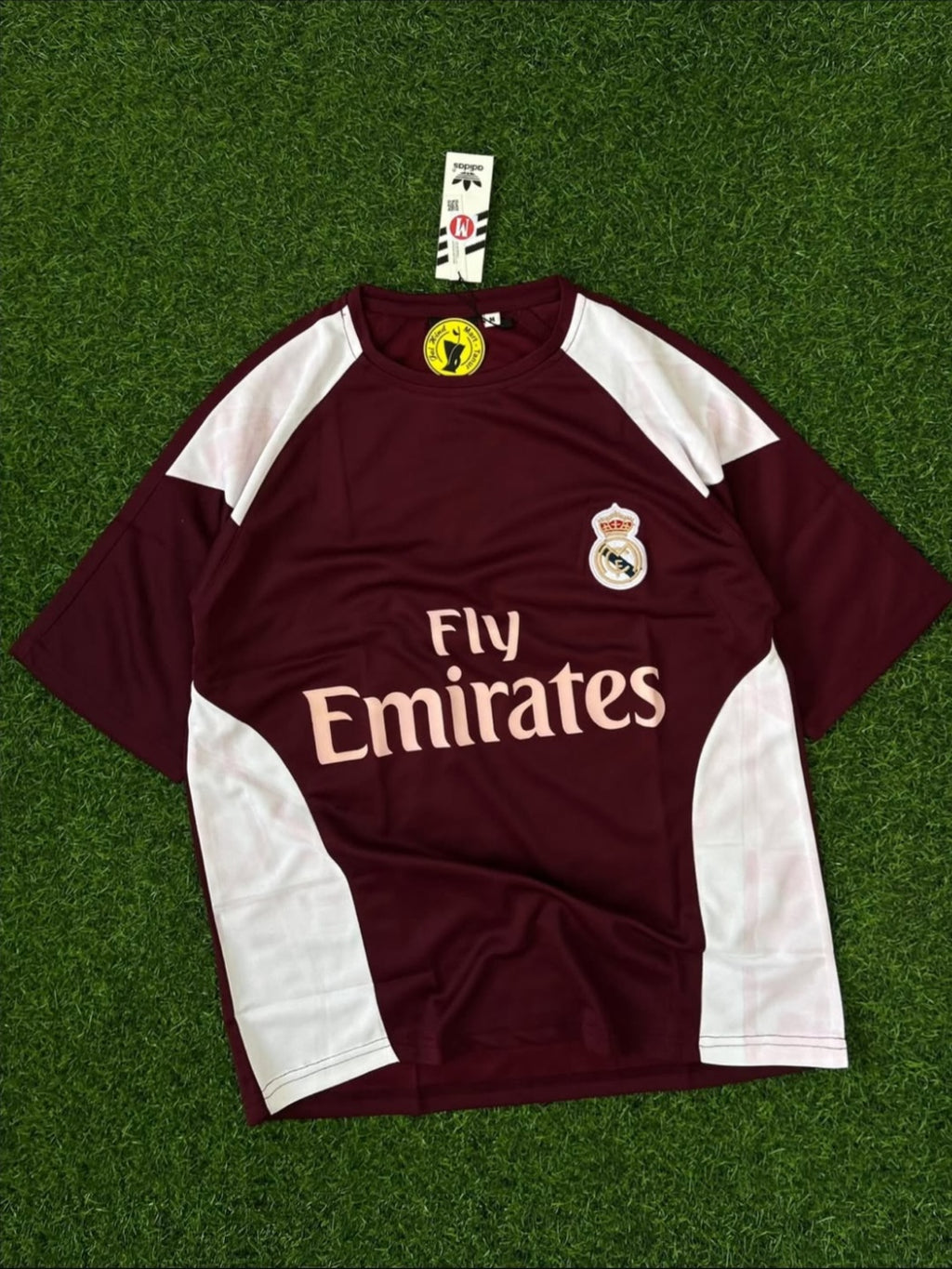 REAL MADRID PRIMIUM FIVESLEEVE T SHIRT, EMBROIDERY LOGO