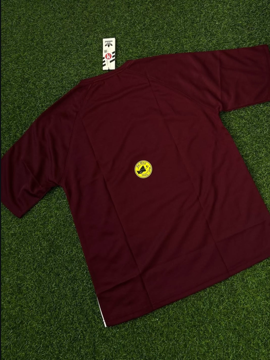 REAL MADRID PRIMIUM FIVESLEEVE T SHIRT, EMBROIDERY LOGO